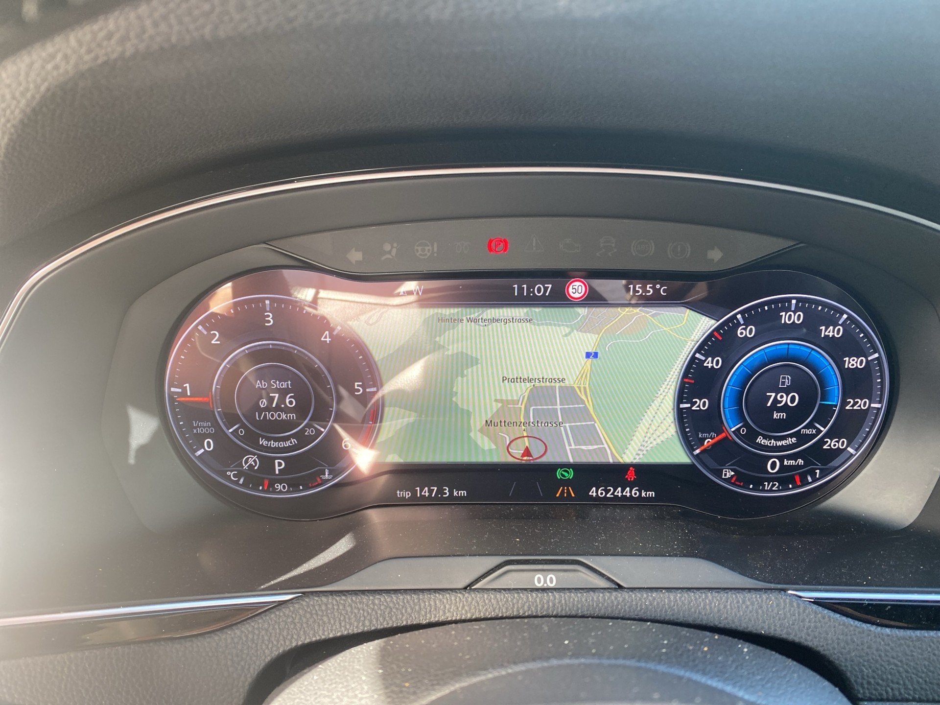 VW Passat Variant 2.0 TDI BMT Highline DSG 4Motion-image-11