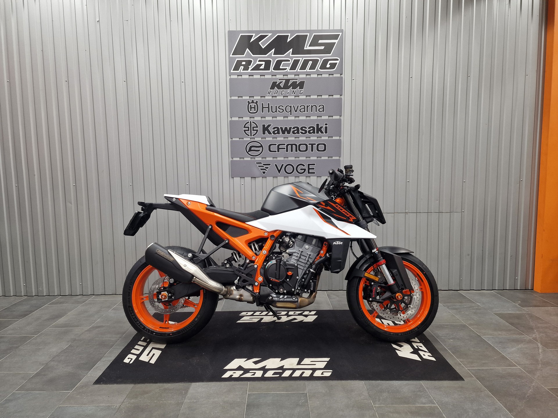 KTM 990 Duke R
