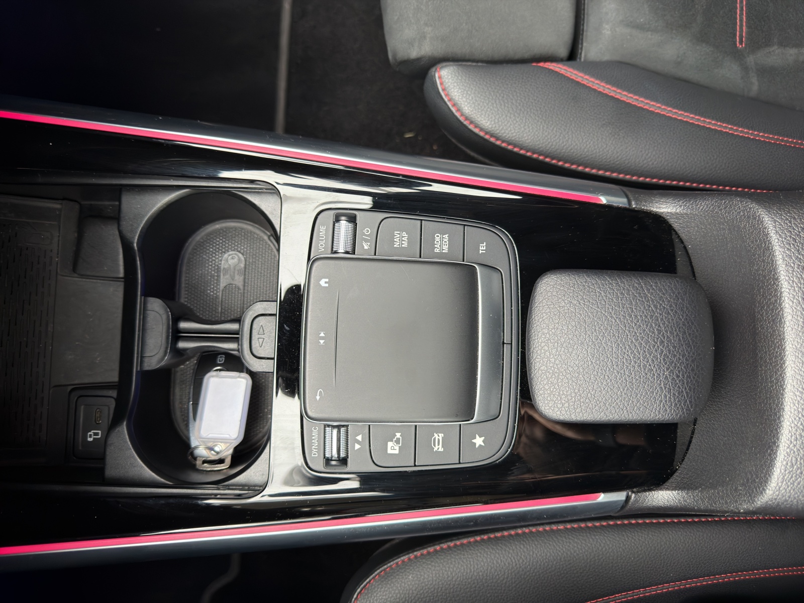 Image MERCEDES-BENZ EQA-300 EQA 300 AMG Line 4Matic