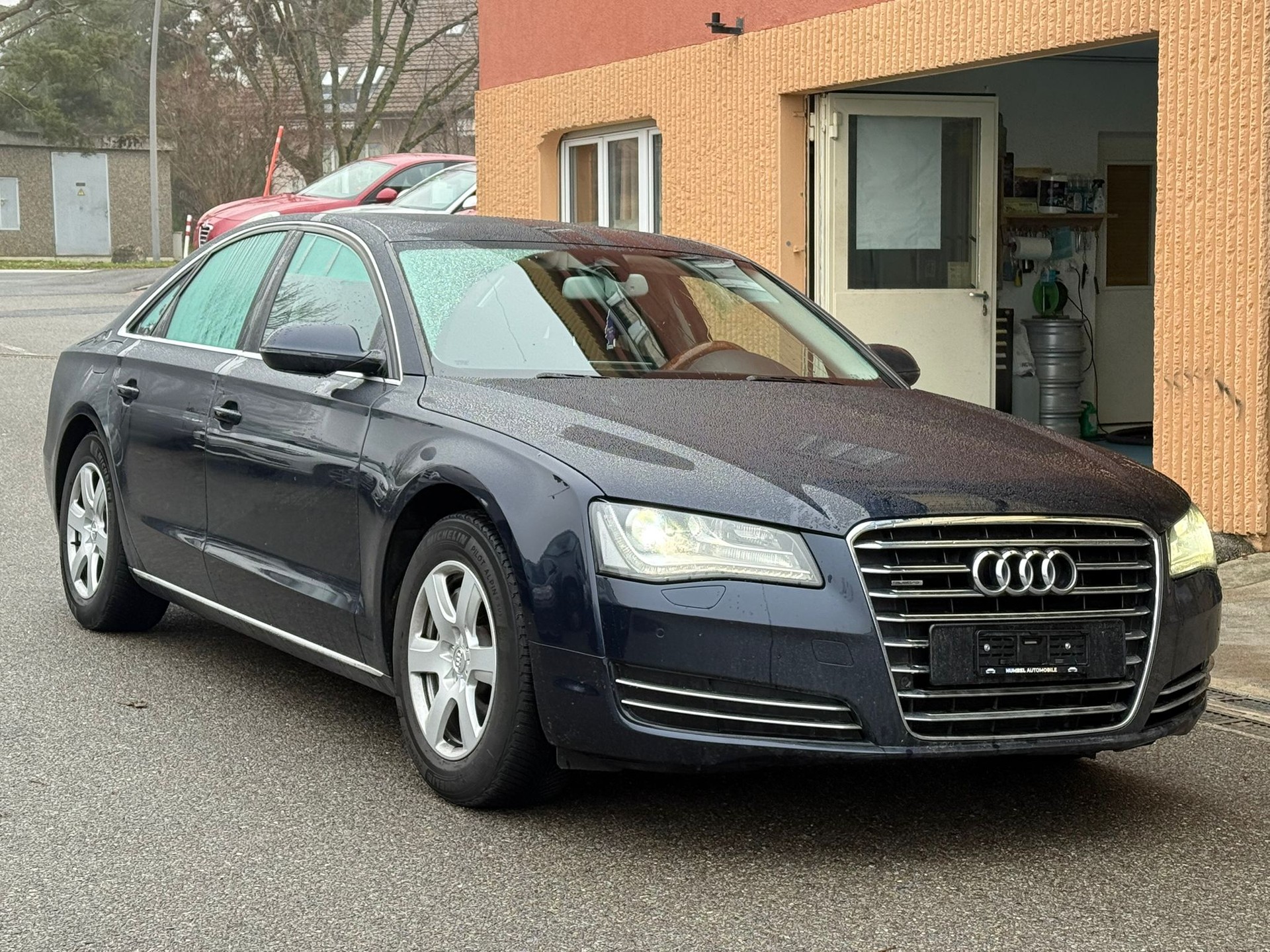 AUDI A8 3.0 TFSI quattro tiptronic-image-2