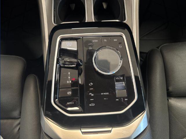 BMW i7 xDrive60-image-18