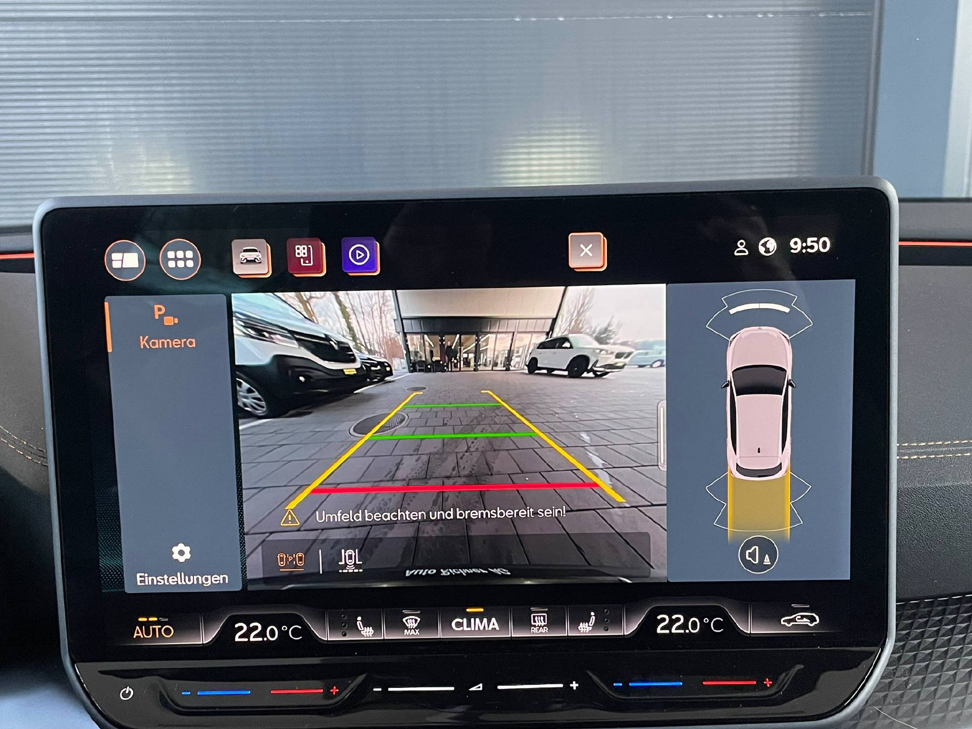 CUPRA Leon 1.5 eTSI DSG-image-13