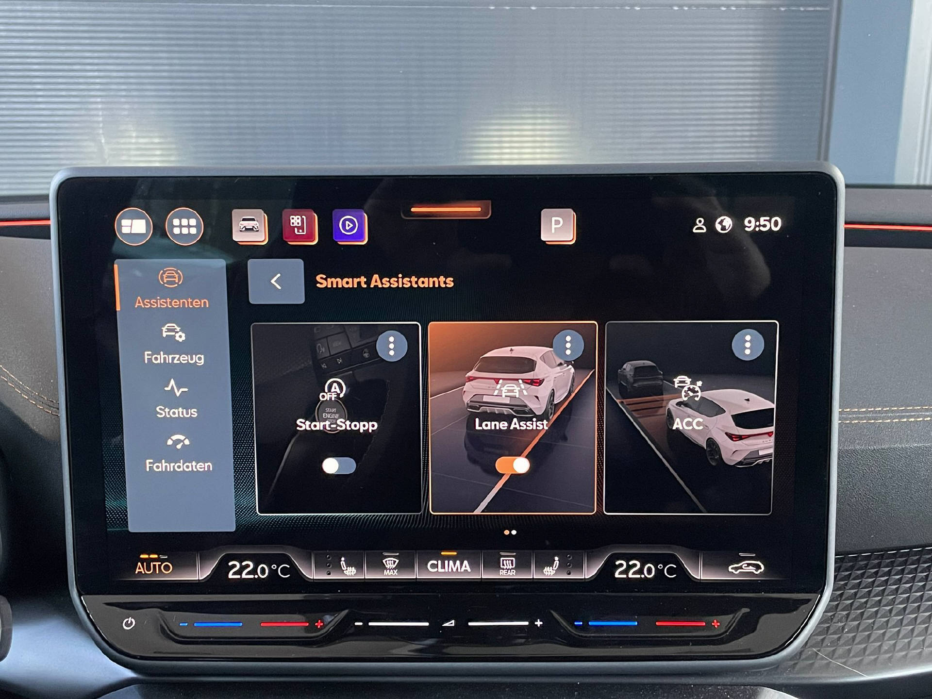 CUPRA Leon 1.5 eTSI DSG-image-11