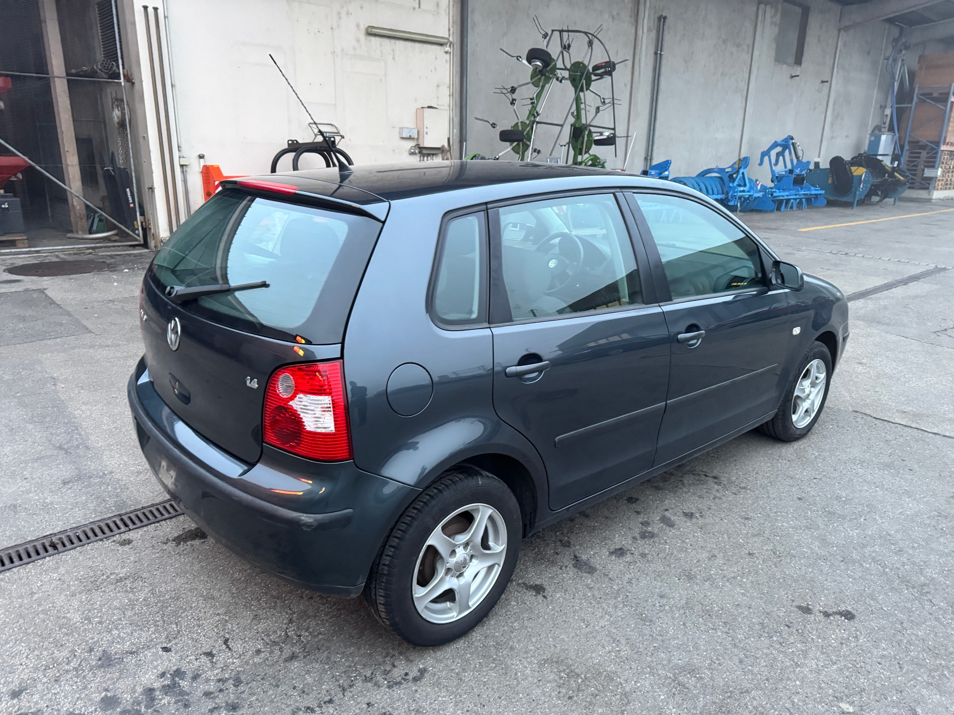 VW Polo 1.4 16V Highline-image-4