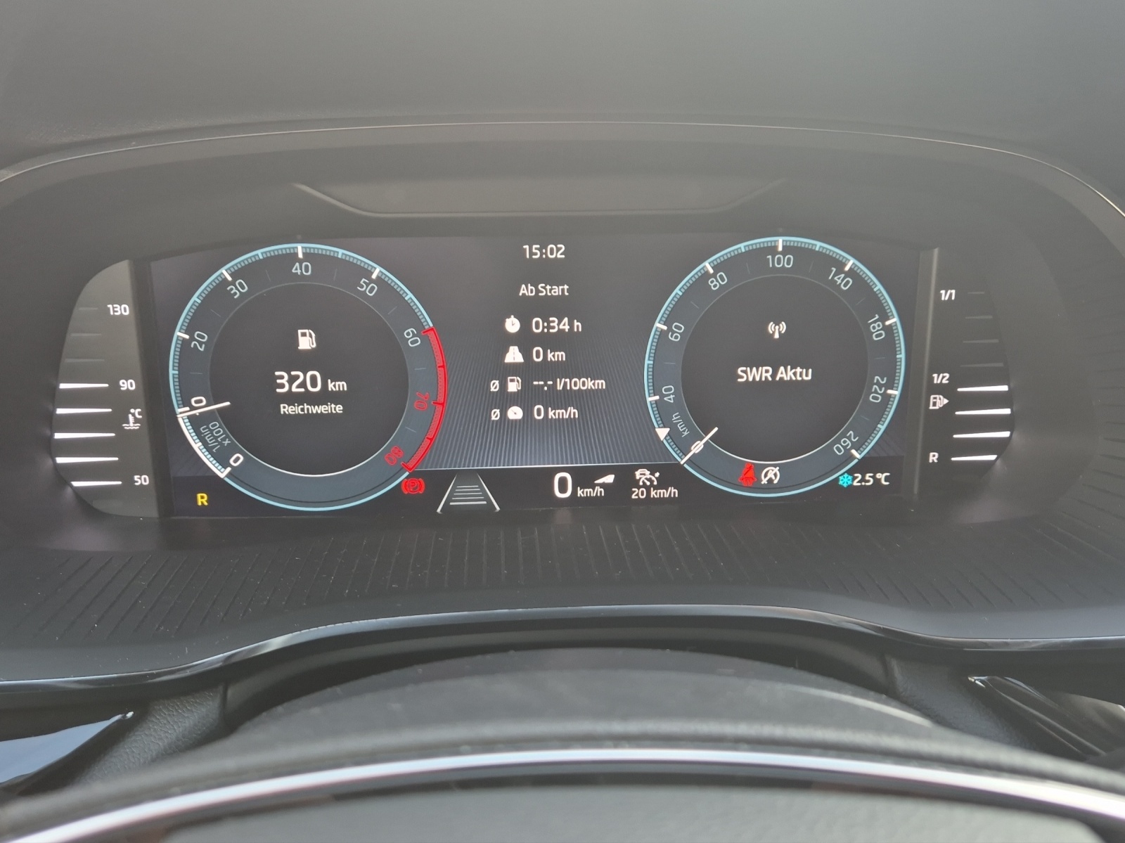 SKODA Octavia Combi 1.5 TSI mHEV DSG Style*Anhängerkupplung*-image-11