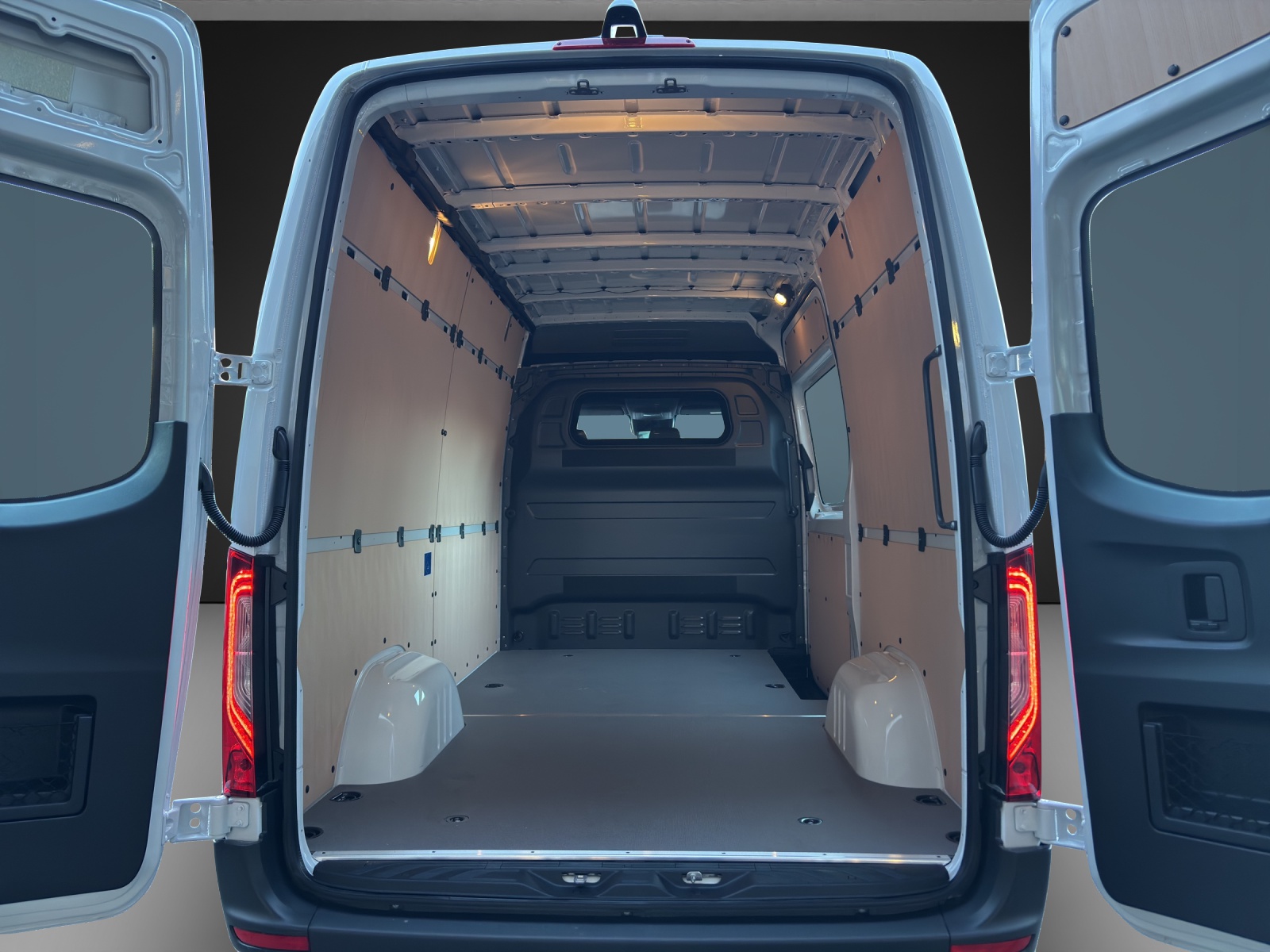 MERCEDES-BENZ Sprinter 319 CDI Standard 9G-TRONIC-image-5