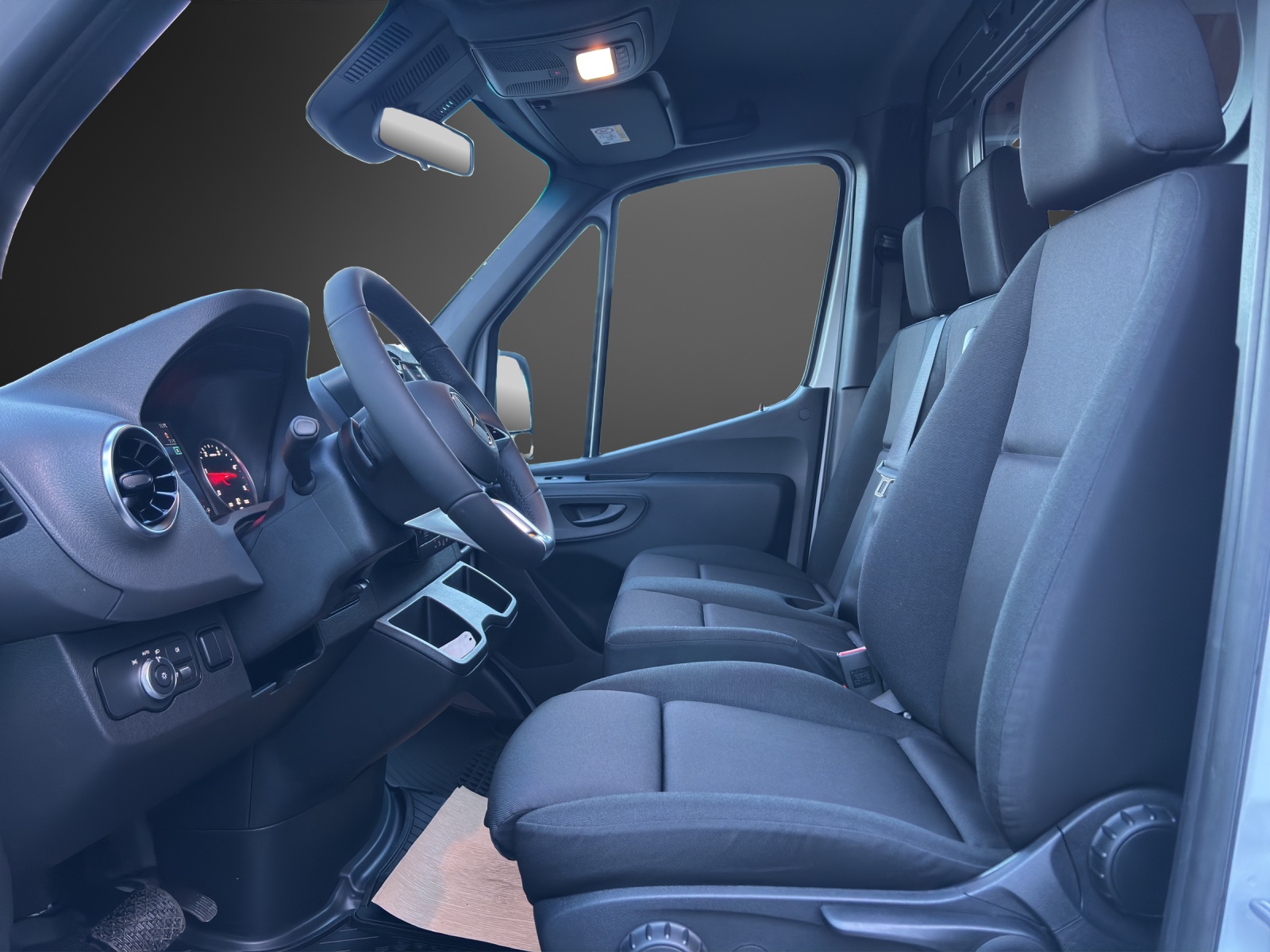 MERCEDES-BENZ Sprinter 319 CDI Standard 9G-TRONIC-image-9