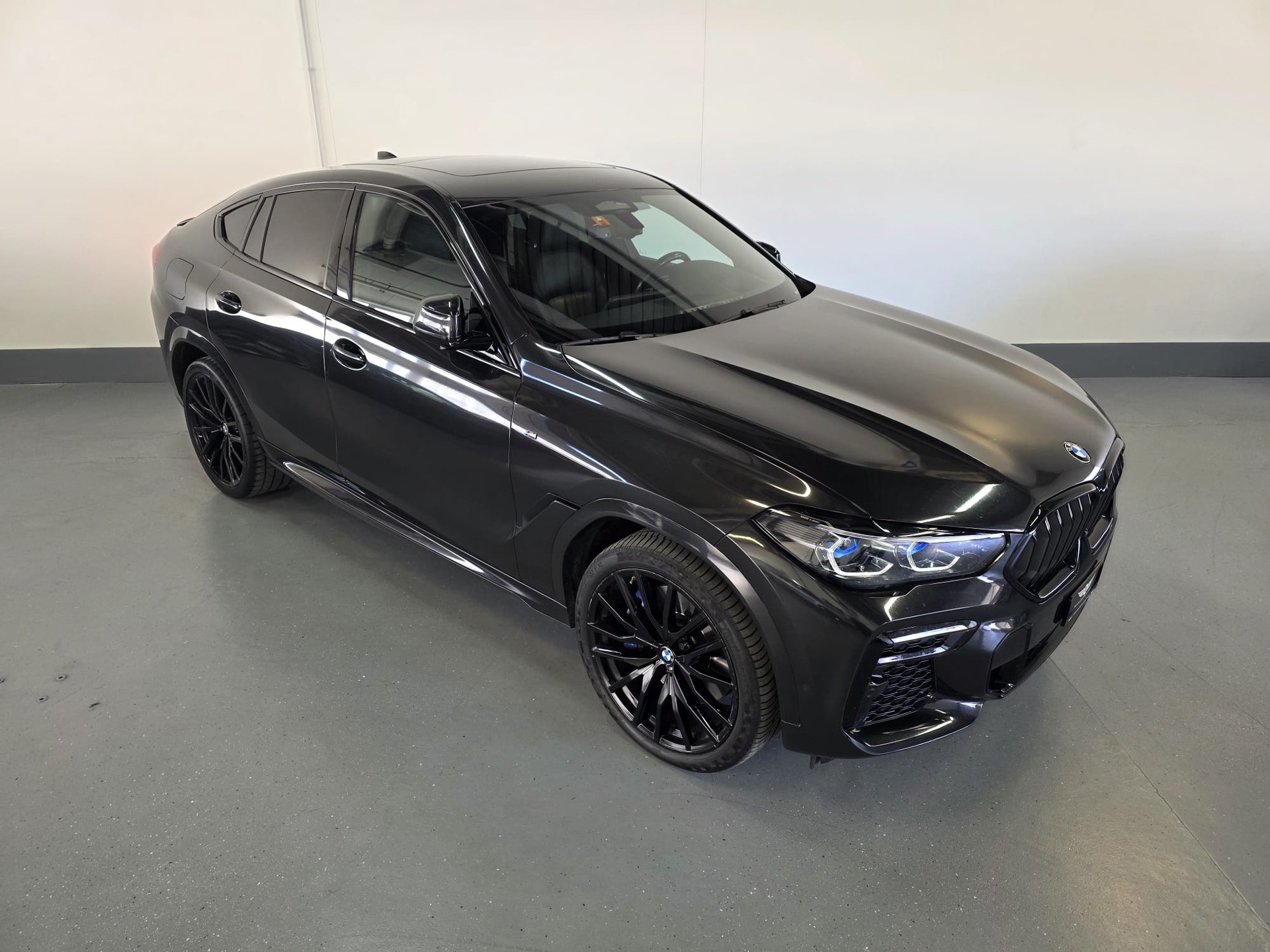 BMW X6 xDrive 48V 40d Steptronic M Sport-image-0