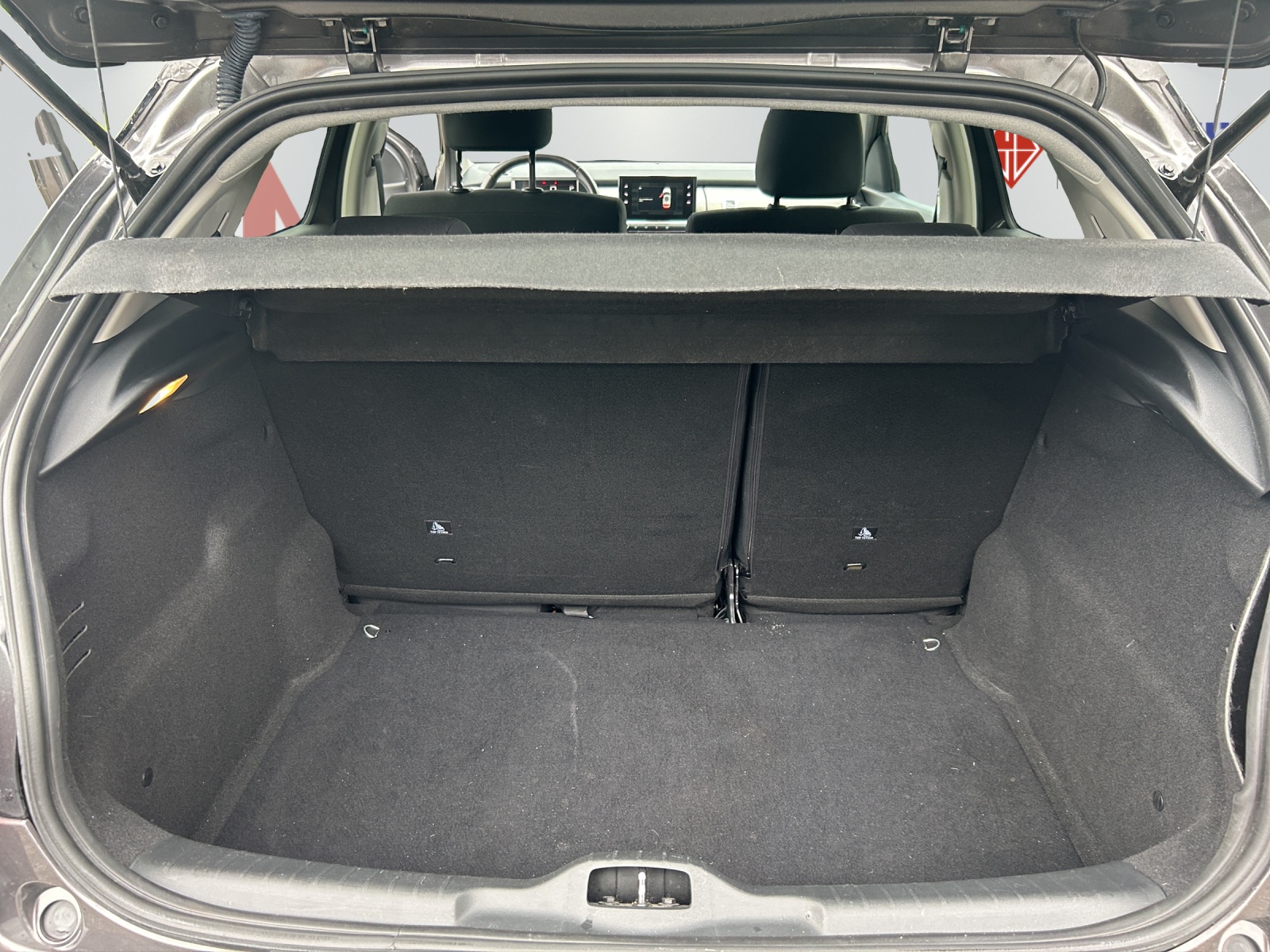 CITROEN C4 CACTUS 1.2 PureTech Feel-image-9