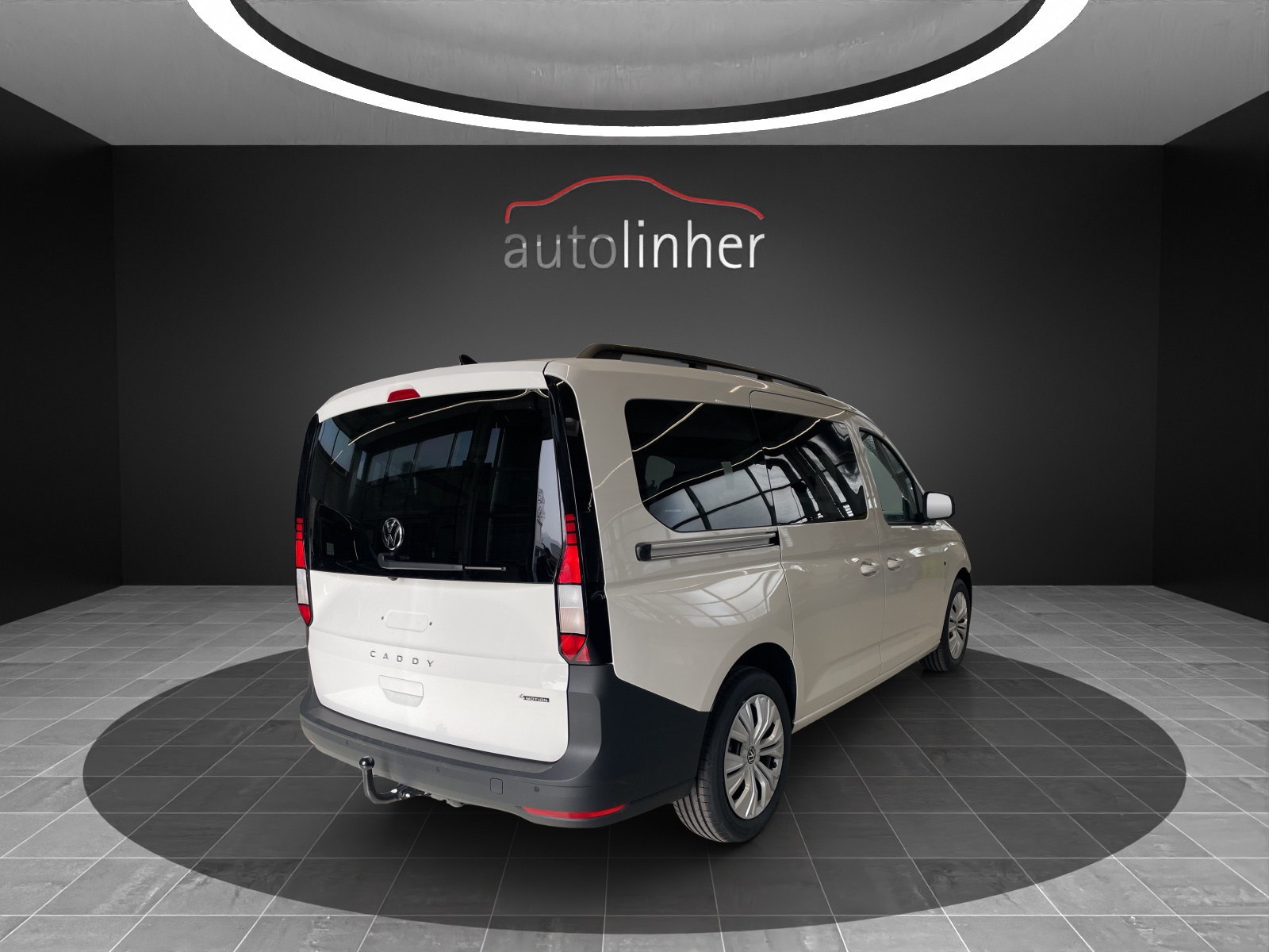 VW Caddy Maxi 2.0 TDI 4Motion-image-4