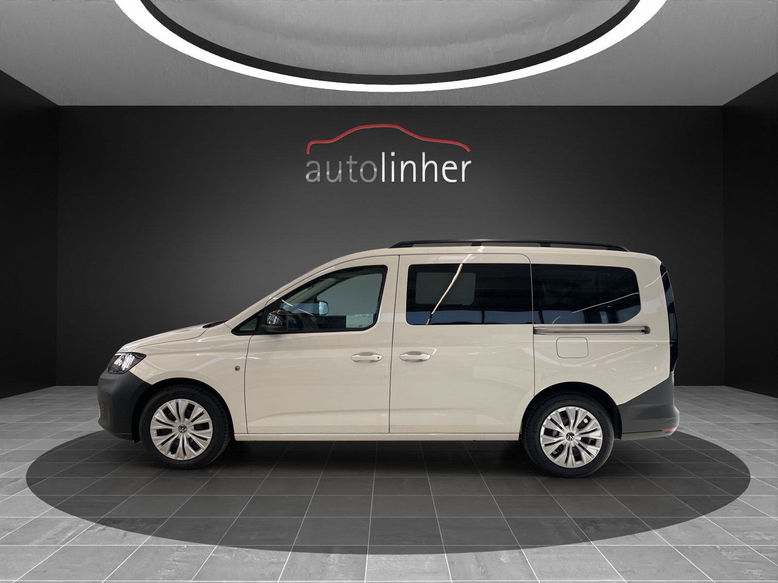 VW Caddy Maxi 2.0 TDI 4Motion-image-1