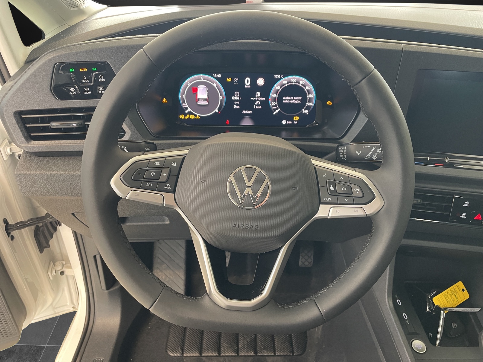 VW Caddy Maxi 2.0 TDI 4Motion-image-10