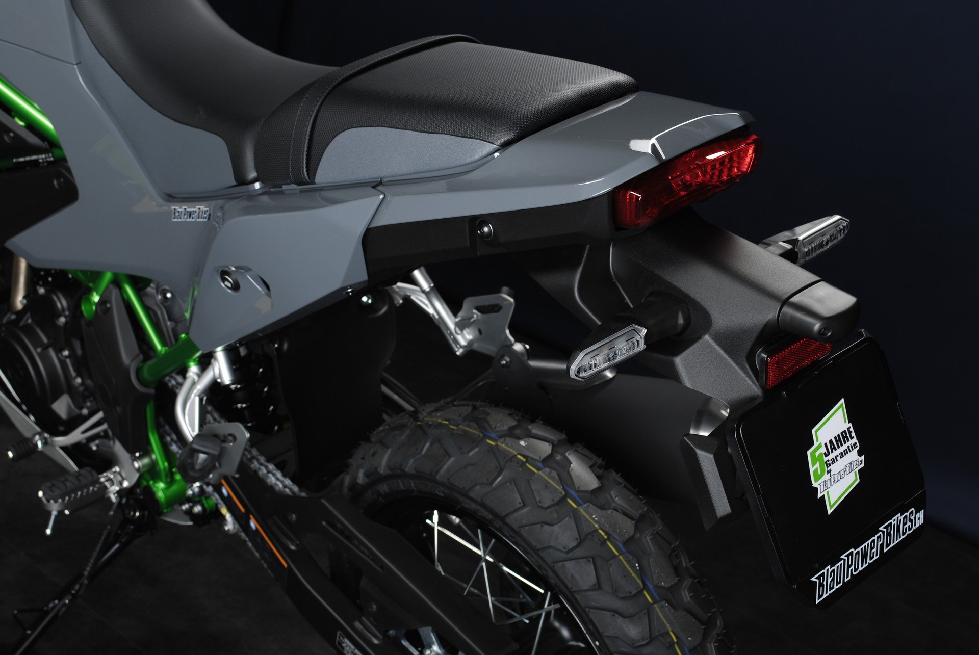 KAWASAKI KLE500 SE MY26-image-11
