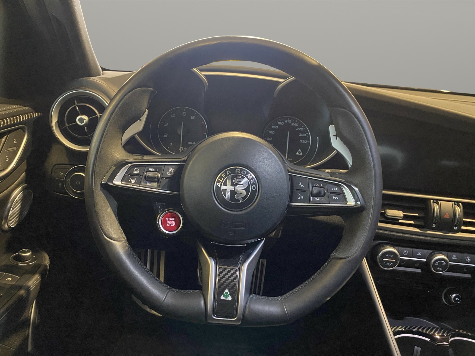 ALFA ROMEO Giulia 2.9 V6 Biturbo Quad-image-12