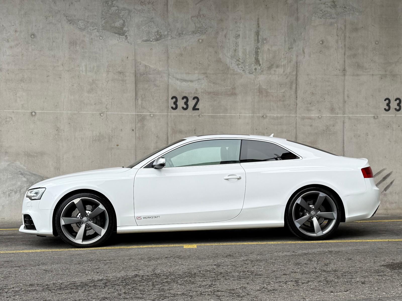 AUDI RS5 Cabrio 4.2 FSI quattro S-tronic-image-3
