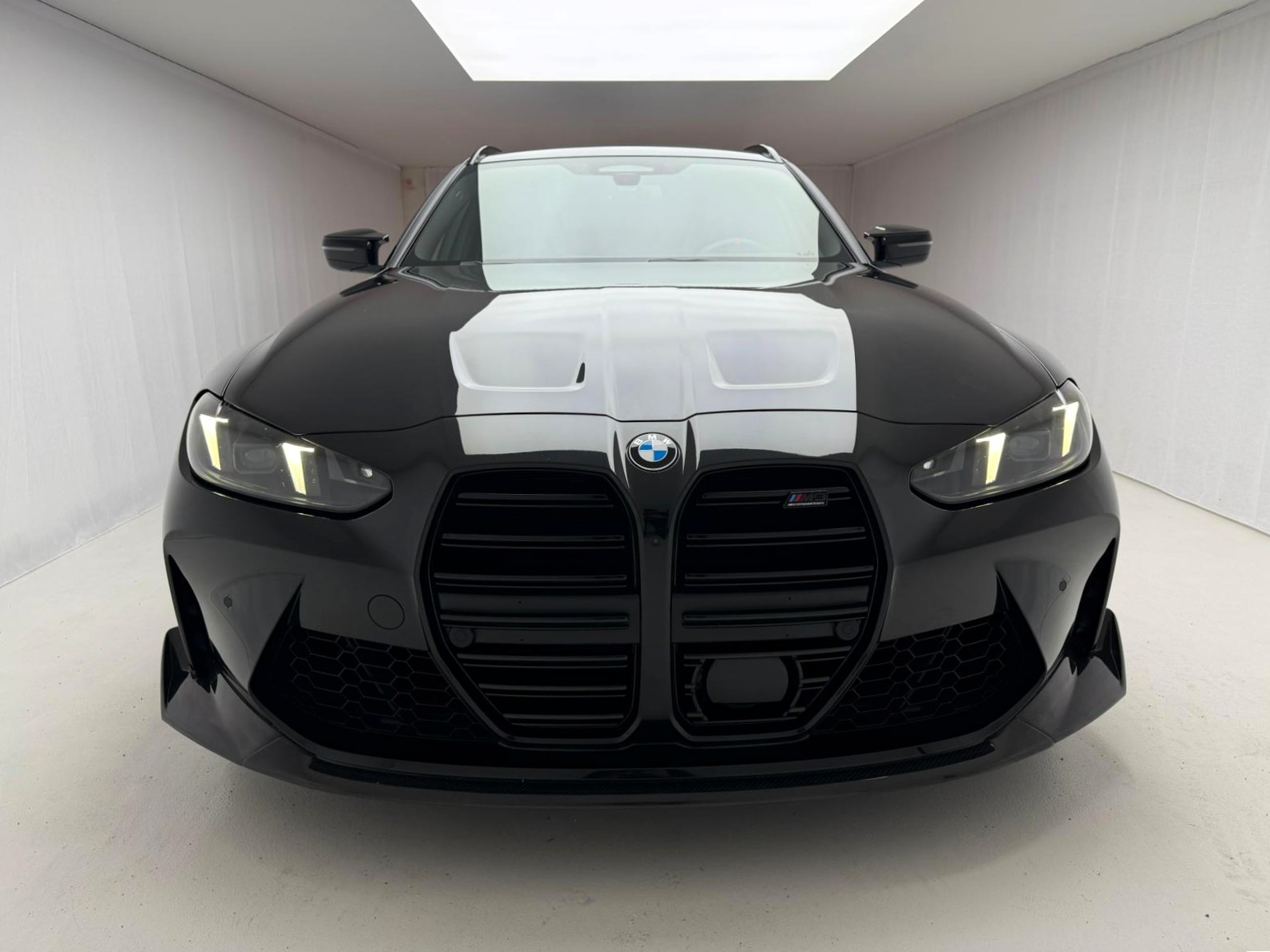 BMW M3 Touring xDrive Competition M-image-1