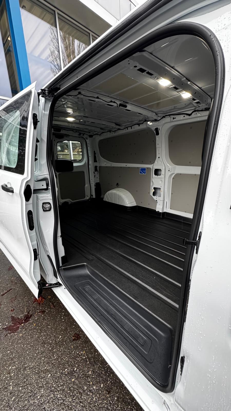 FORD Transit Custom Van 280 L2H1 Trend-image-6