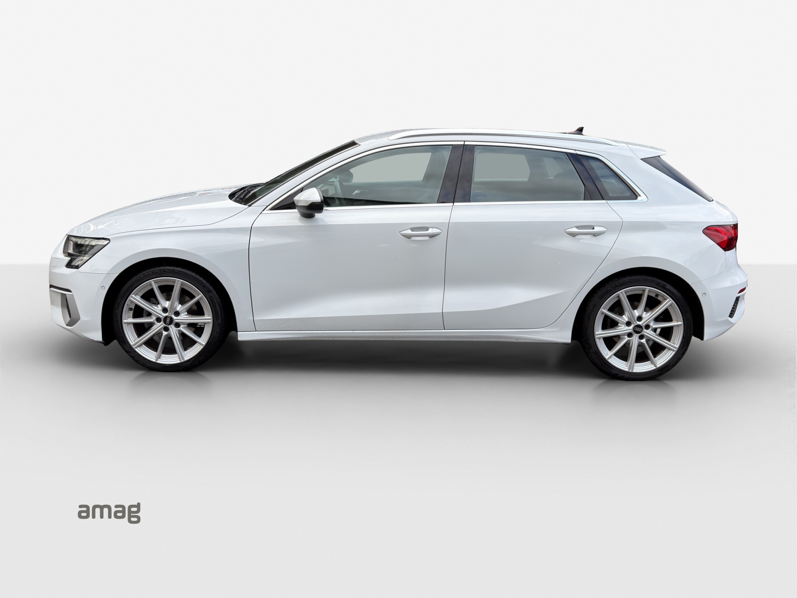 AUDI A3 Sportback 35 TFSI advanced Attraction S-tronic-image-1