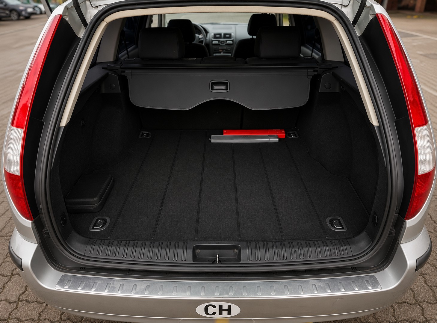 FORD Mondeo 2.0i 16V Ghia-image-10