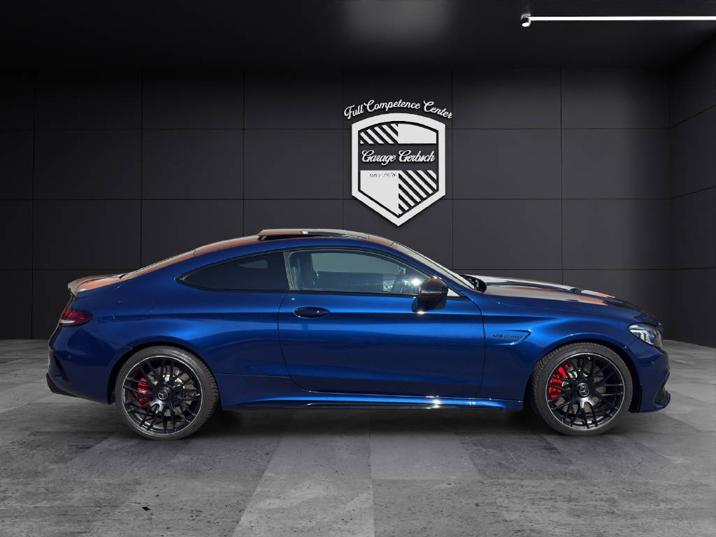 MERCEDES-BENZ C 63 S AMG Coupé-image-6