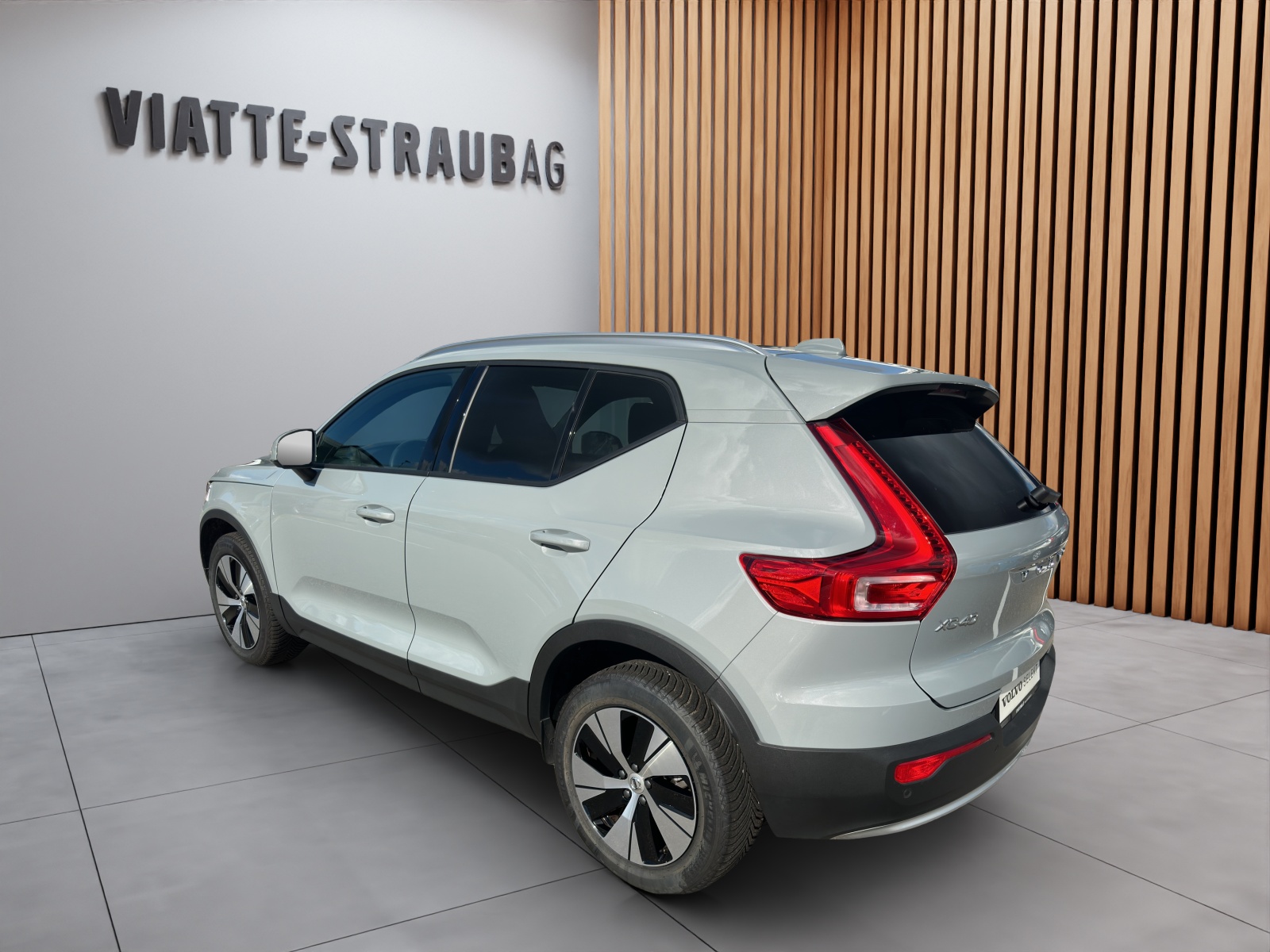 VOLVO XC40 1.5 T2 Core-image-2