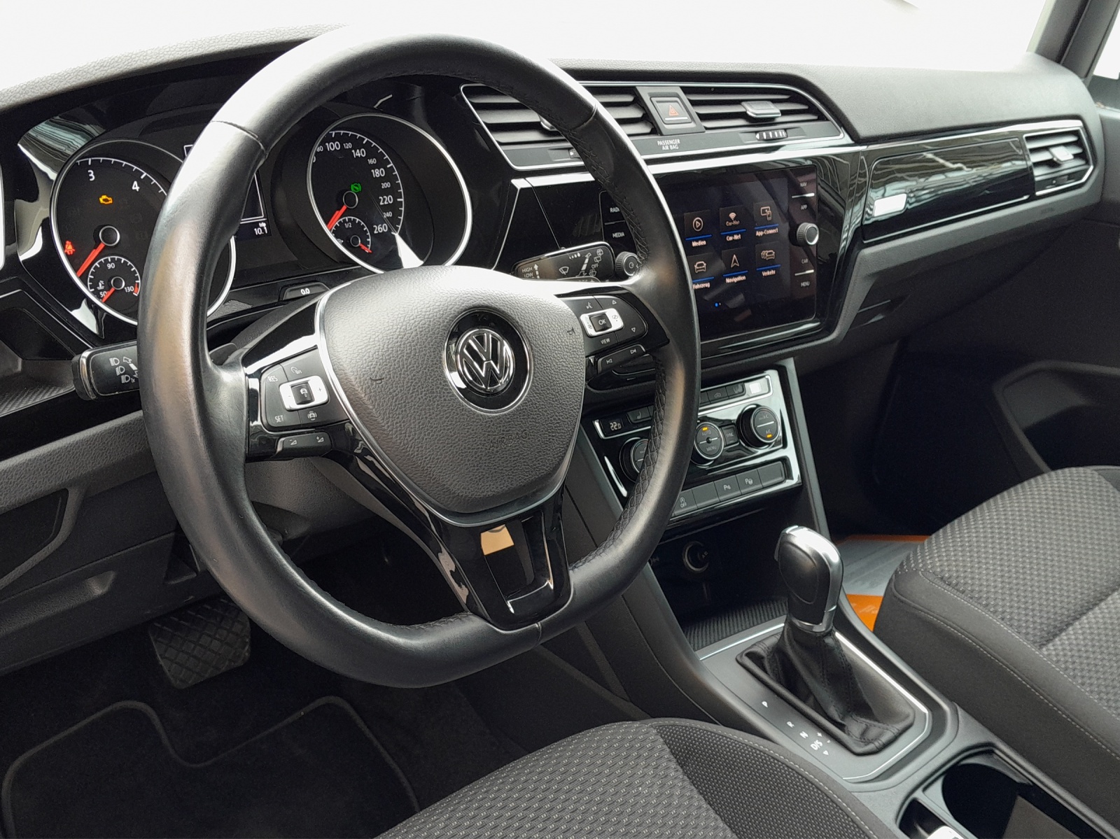 VW Touran 1.6 TDI BlueMotion Technology Comfortline DSG-image-7