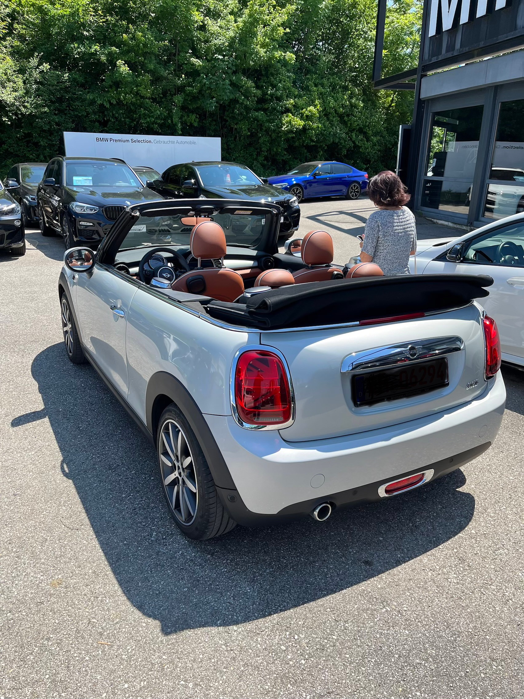 MINI One Cabriolet-image-5