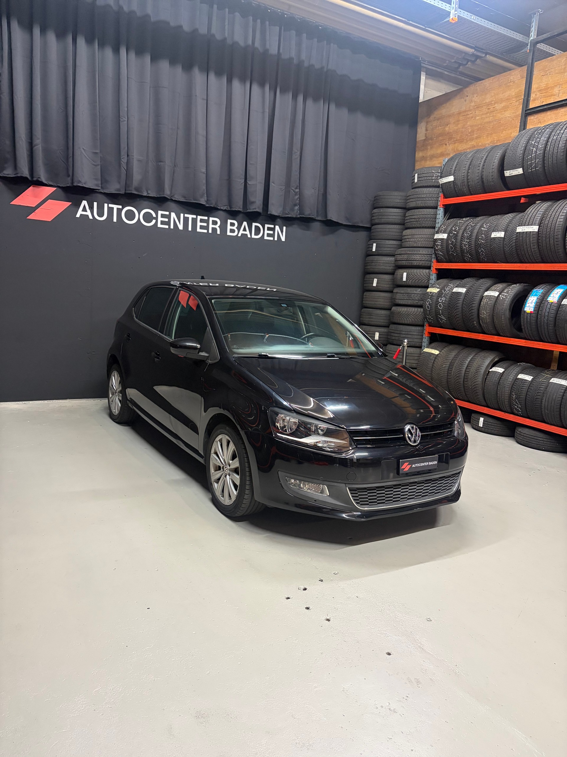 VW Polo 1.6 TDI Highline DSG-showroom-element-1