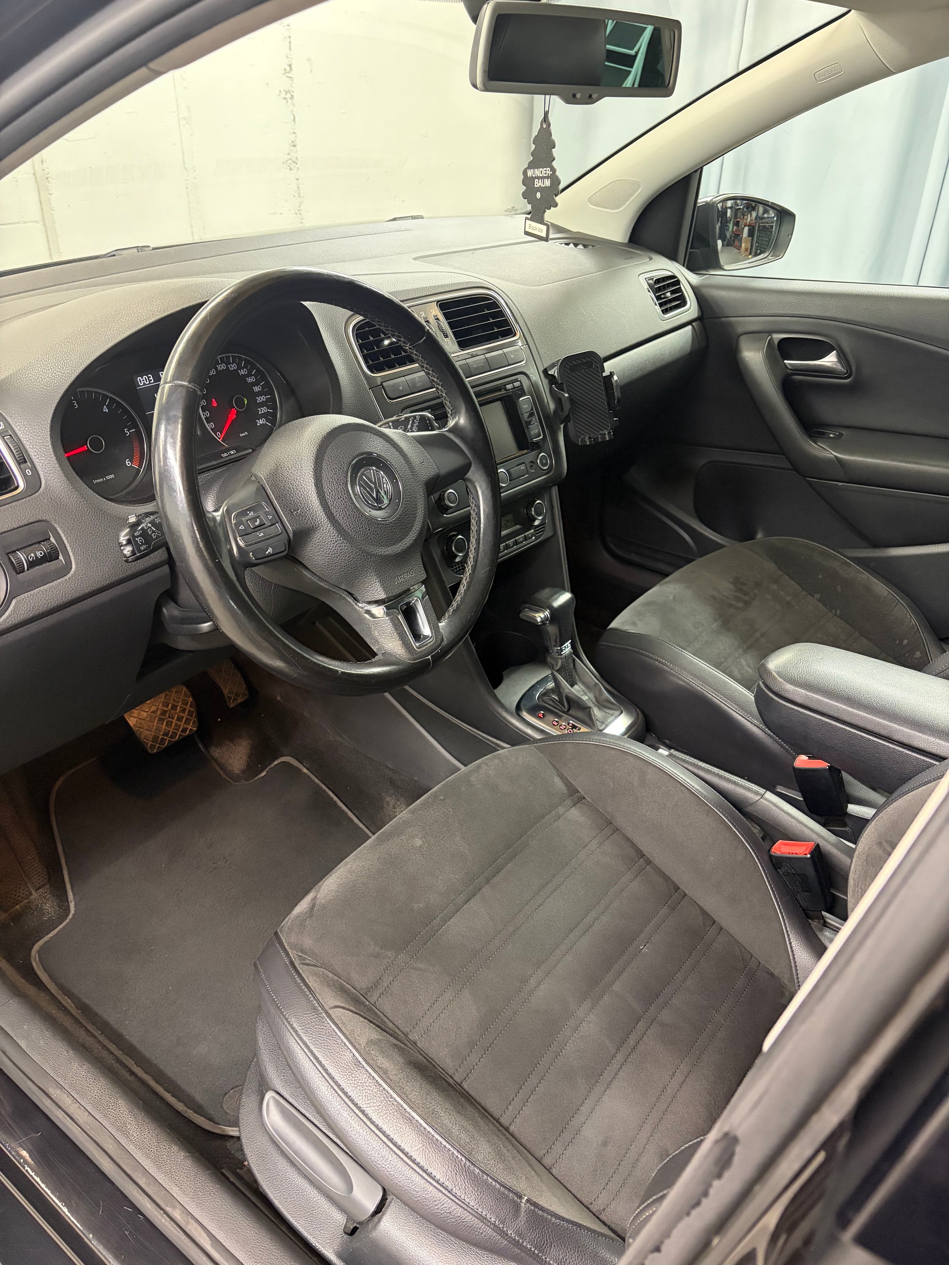VW Polo 1.6 TDI Highline DSG-image-6