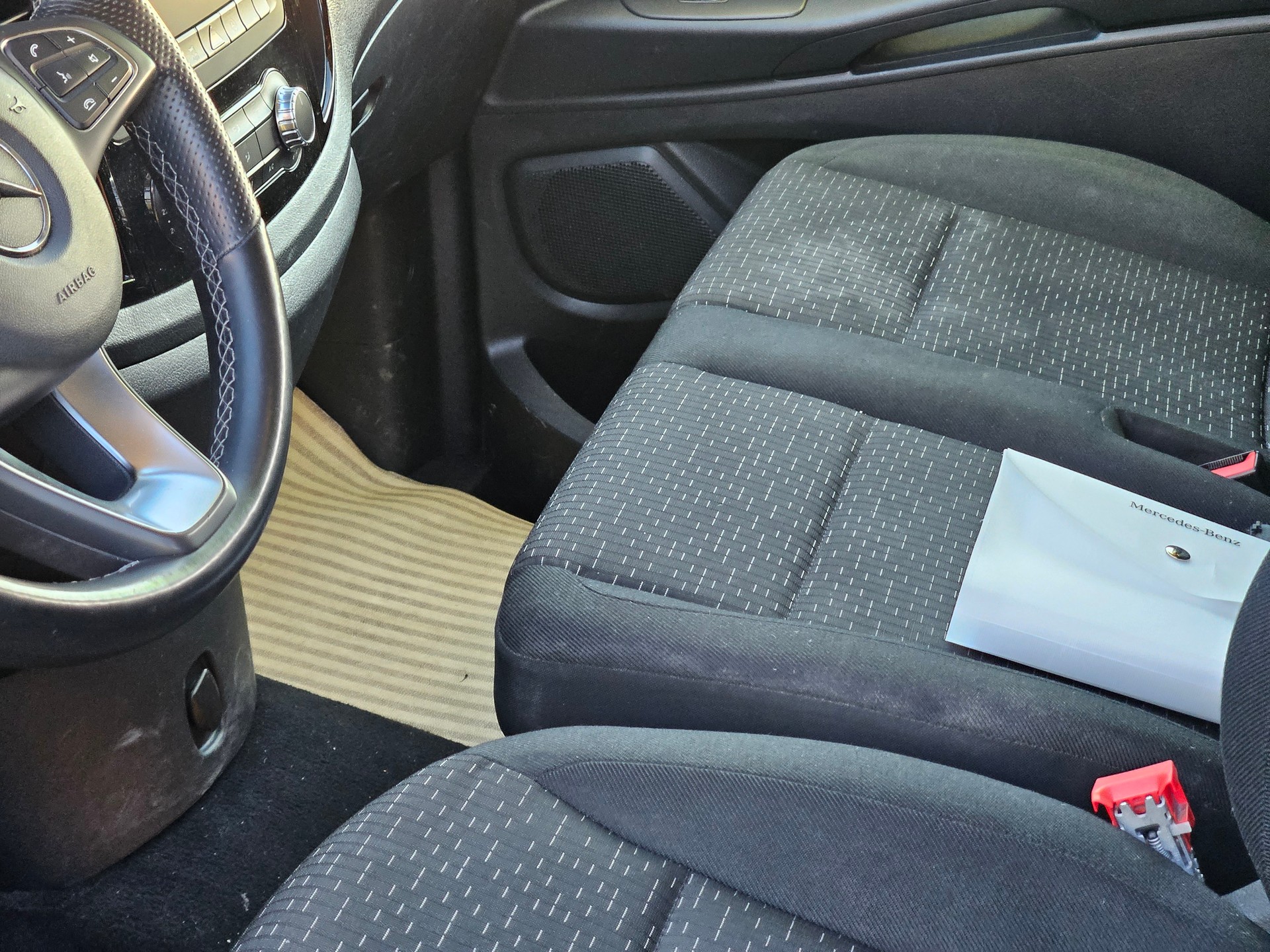 MERCEDES-BENZ Vito 116 CDI Lang Select Tourer 4Matic 9G-Tronic 9 SITZE BESCHADIG ENDOMMAGE-image-8