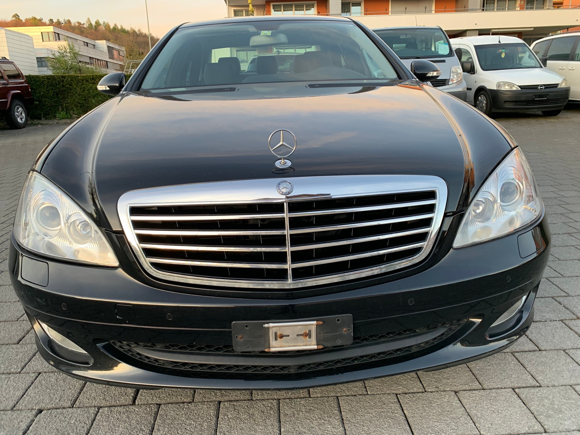 MERCEDES-BENZ S 350 4Matic 7G-Tronic-image-4