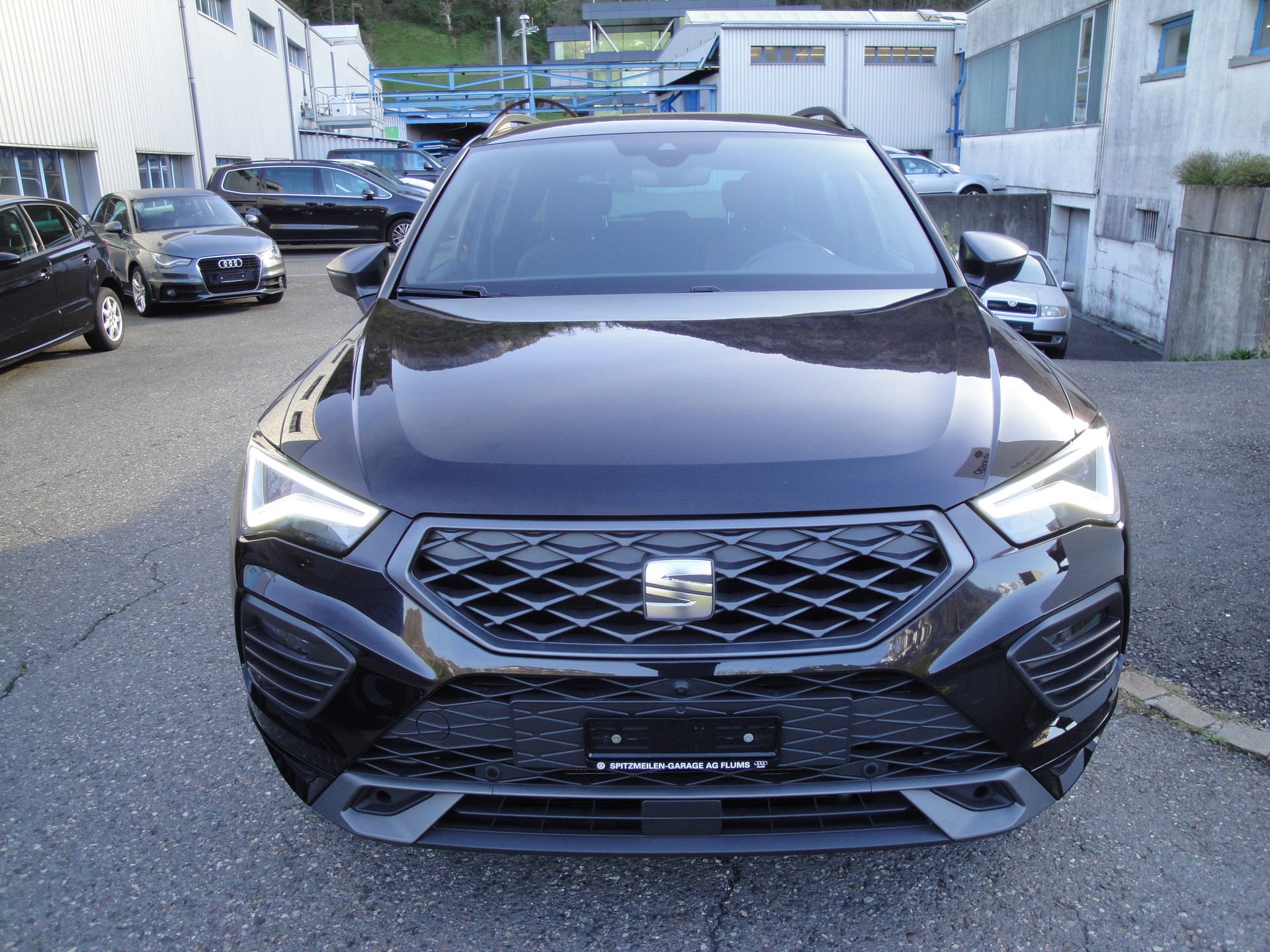 SEAT Ateca 2.0TSI HO FR 4D-image-13