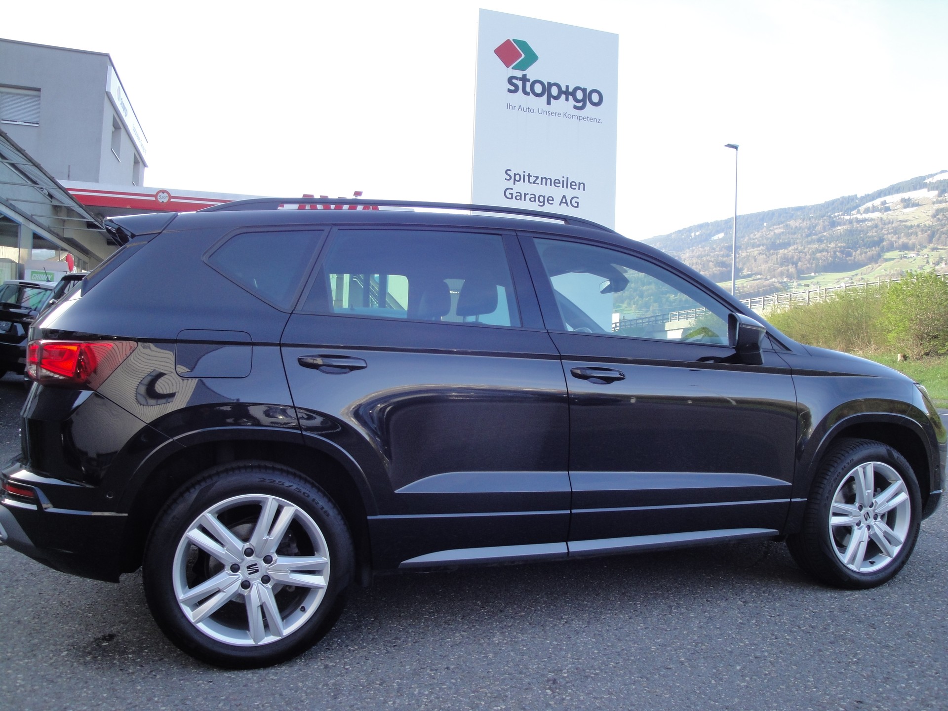 SEAT Ateca 2.0TSI HO FR 4D-image-8