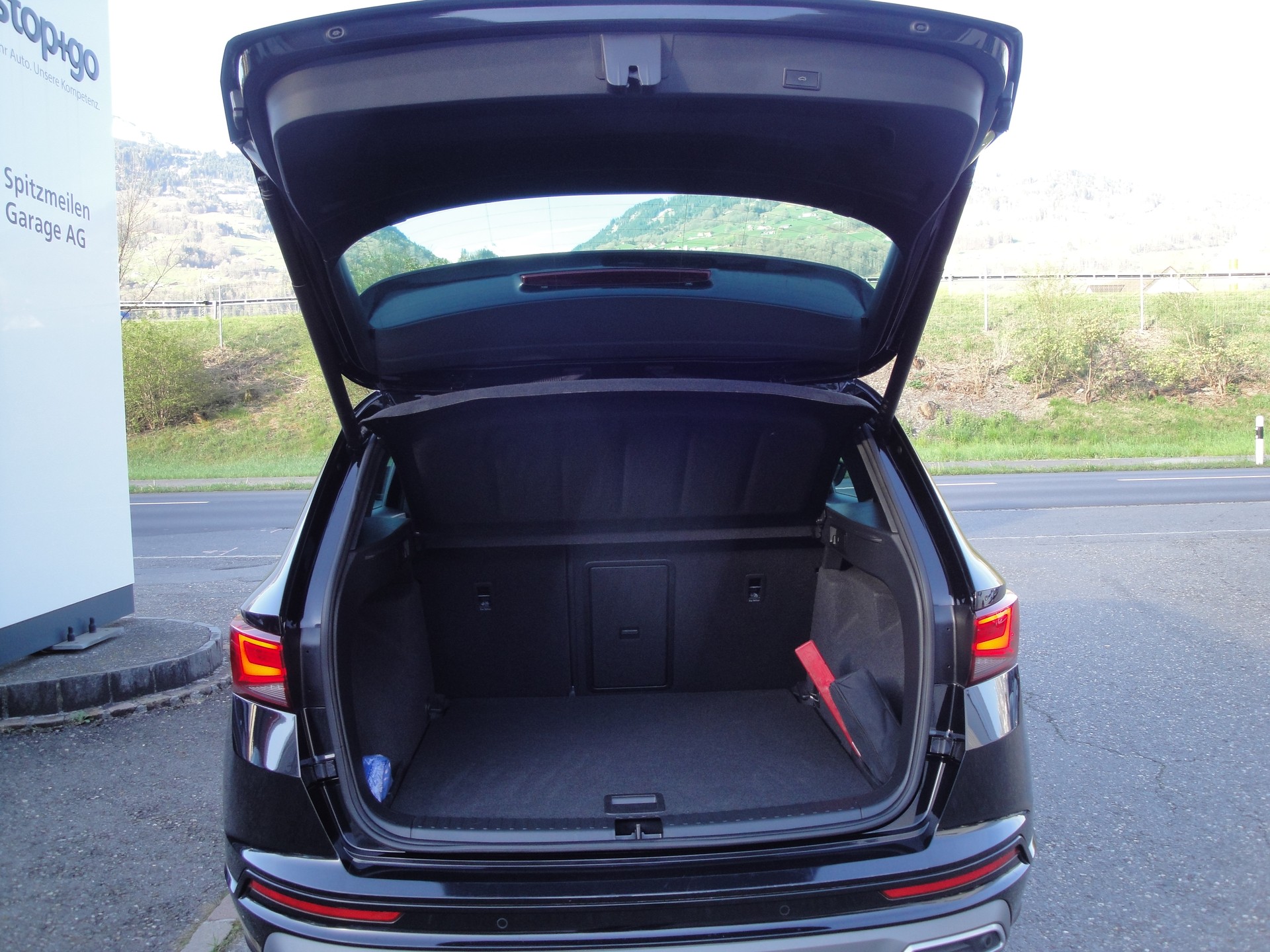 SEAT Ateca 2.0TSI HO FR 4D-image-5