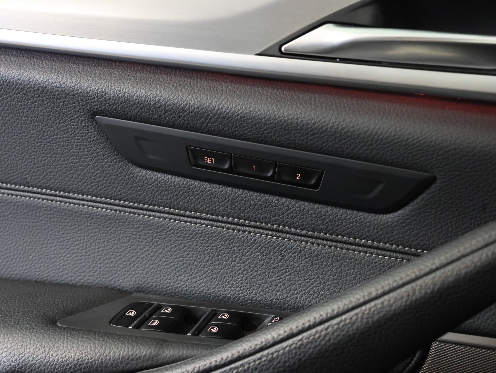 BMW 530e xDrive Sport Line Steptronic *Harman Kardon* *M-Packet* *360 Kamera*-image-33