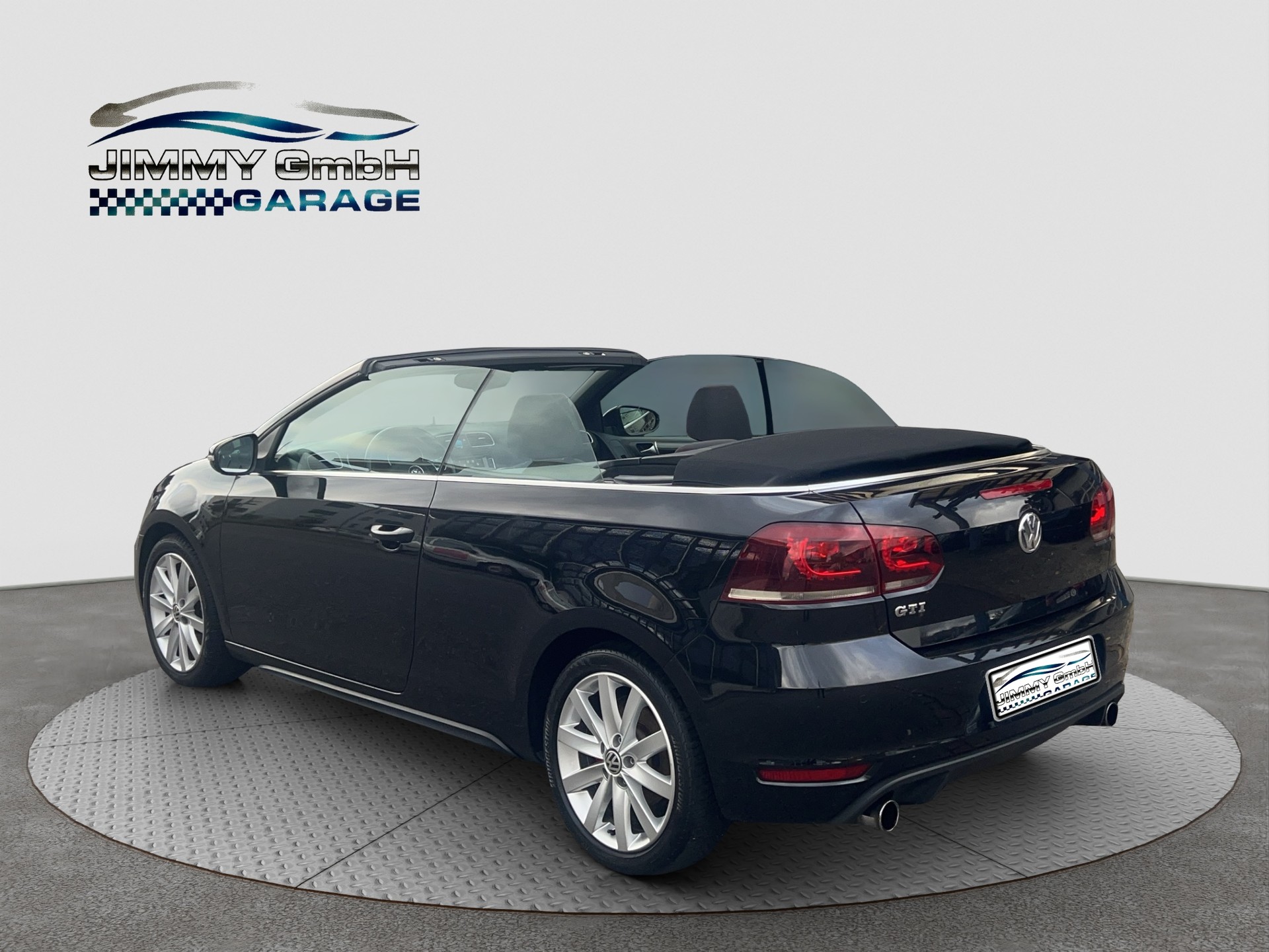 VW Golf Cabrio 2.0 TSI GTI DSG-image-3