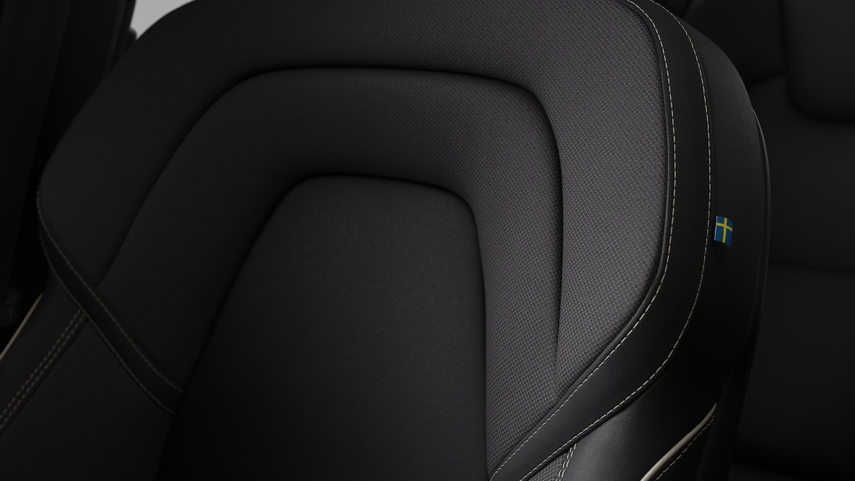 VOLVO XC60 2.0 T6 TE Black Edition eAWD-image-11