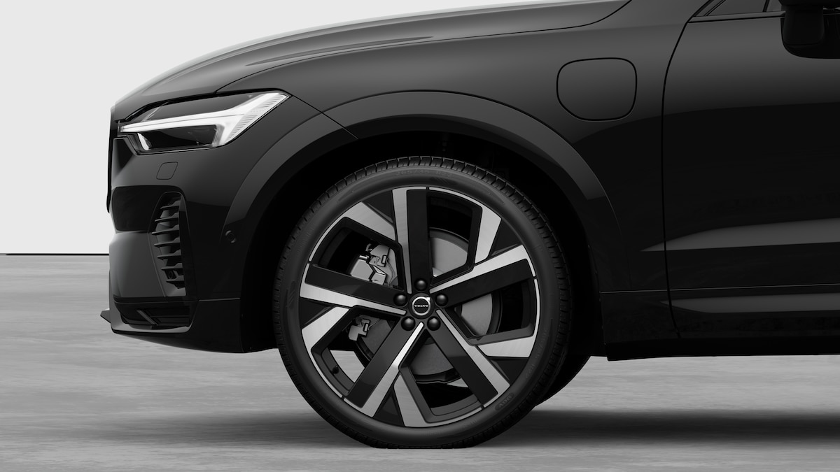 VOLVO XC60 2.0 T6 TE Black Edition eAWD-image-7