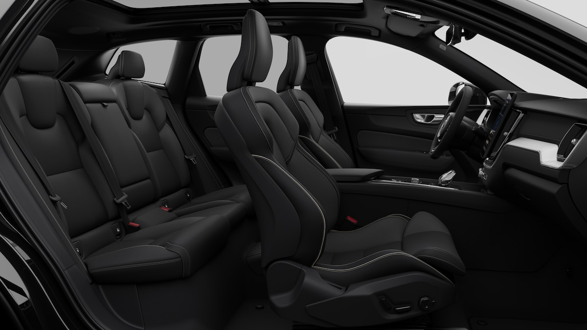 VOLVO XC60 2.0 T6 TE Black Edition eAWD-image-13