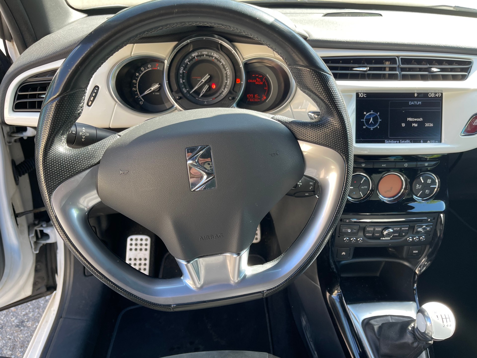 DS AUTOMOBILES DS3 1.6 THP Sport Chic-image-9