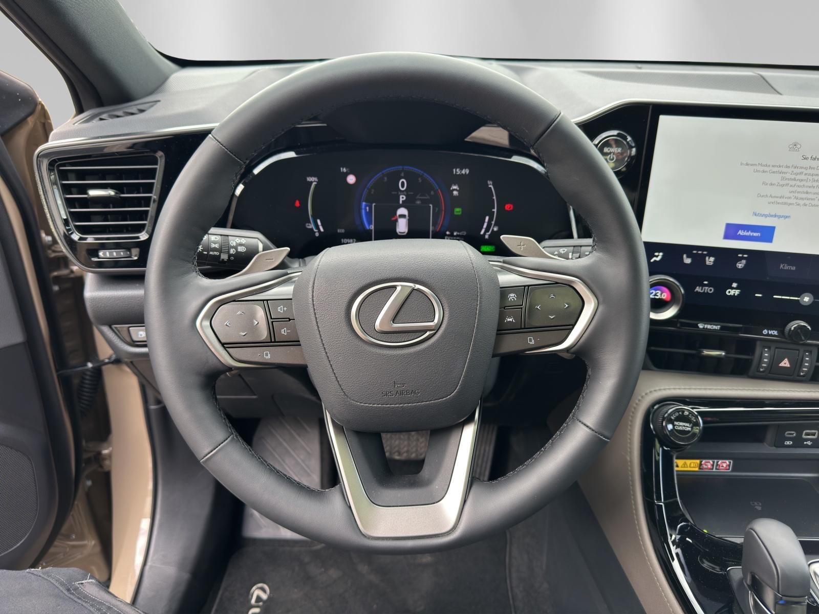 LEXUS NX 450h+ Overtrail-image-8