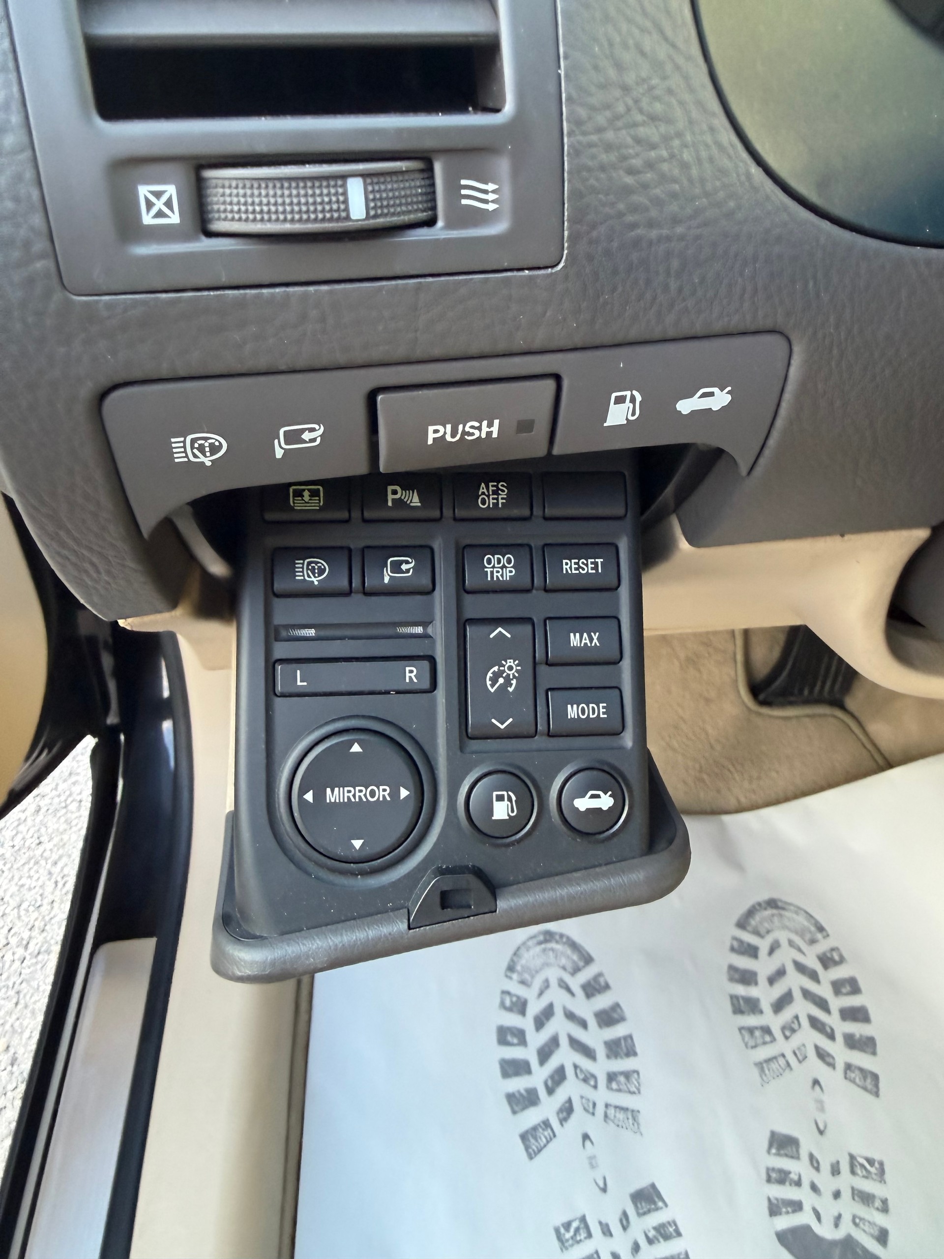 LEXUS GS 300 Edition Automatic-image-9