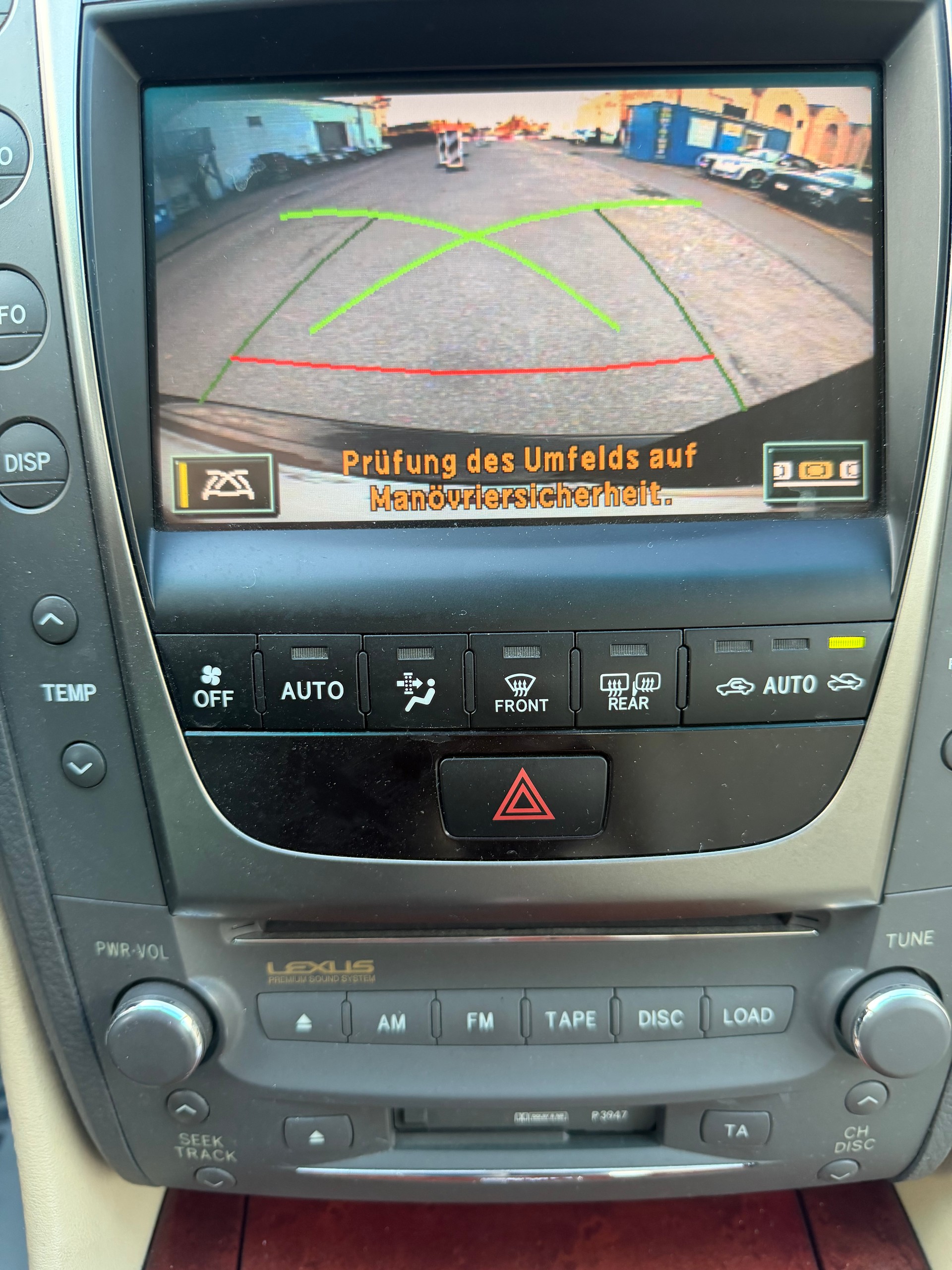 LEXUS GS 300 Edition Automatic-image-17