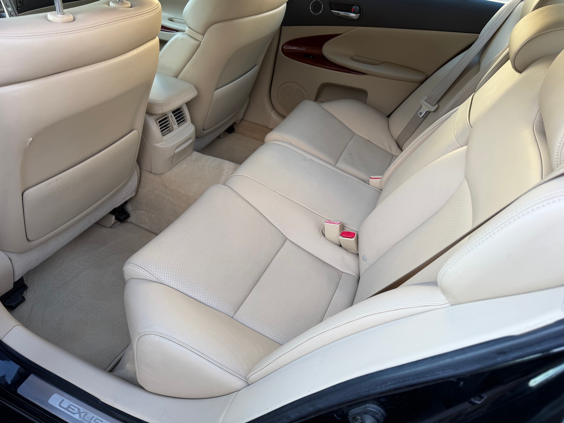 LEXUS GS 300 Edition Automatic-image-10