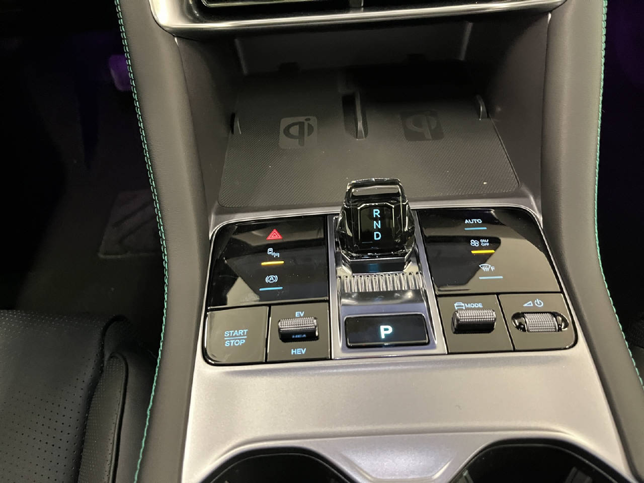 BYD Seal U DM-i Design AWD-image-8