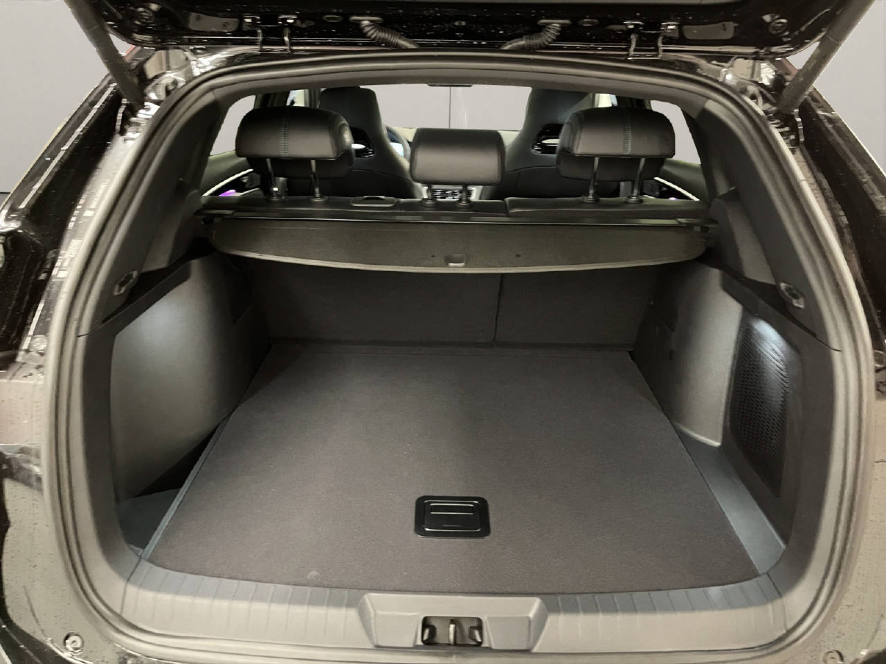 BYD Seal U DM-i Design AWD-image-13