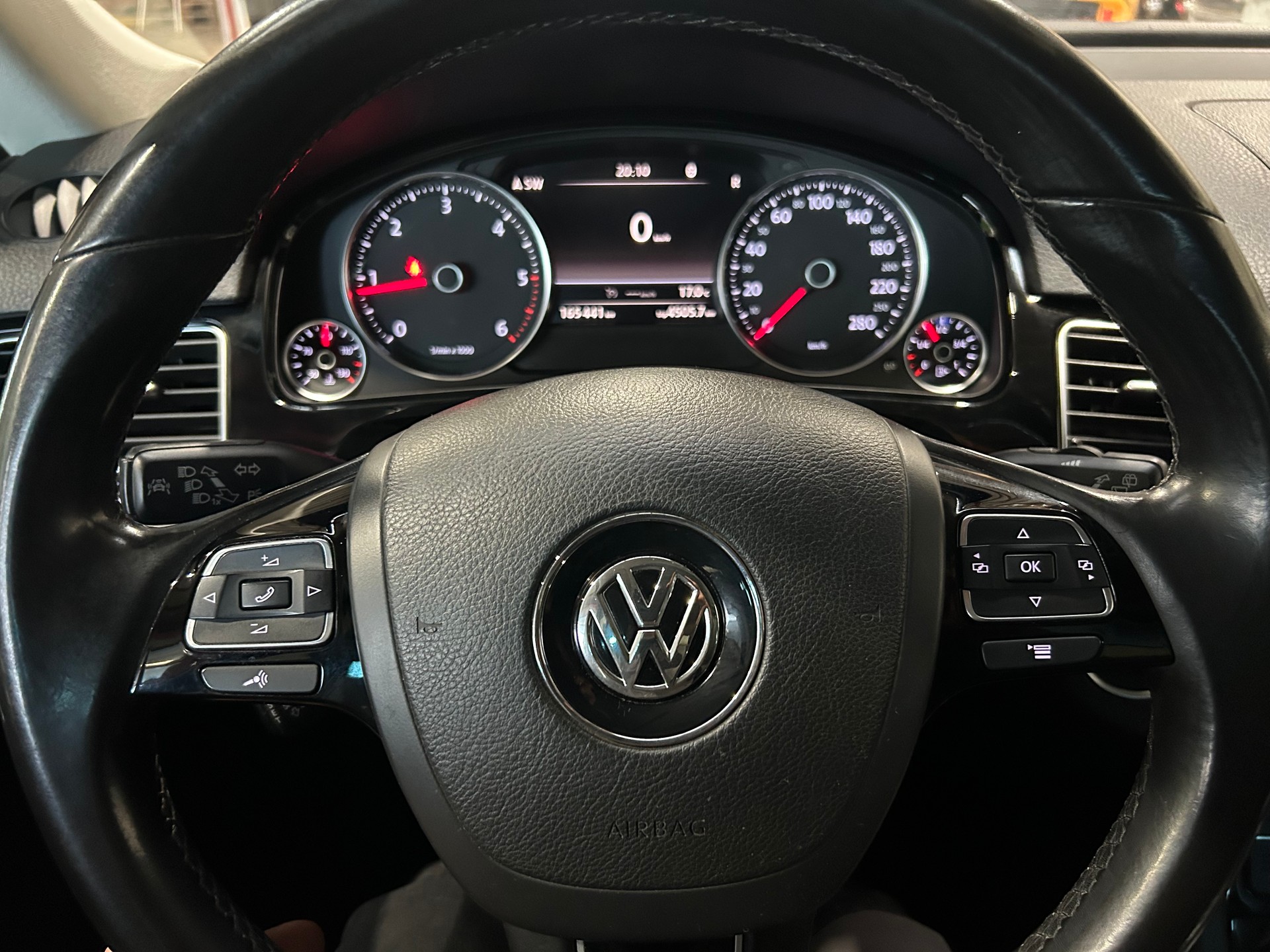 VW 3.0 V6 TDI 262 BlueMT-image-2