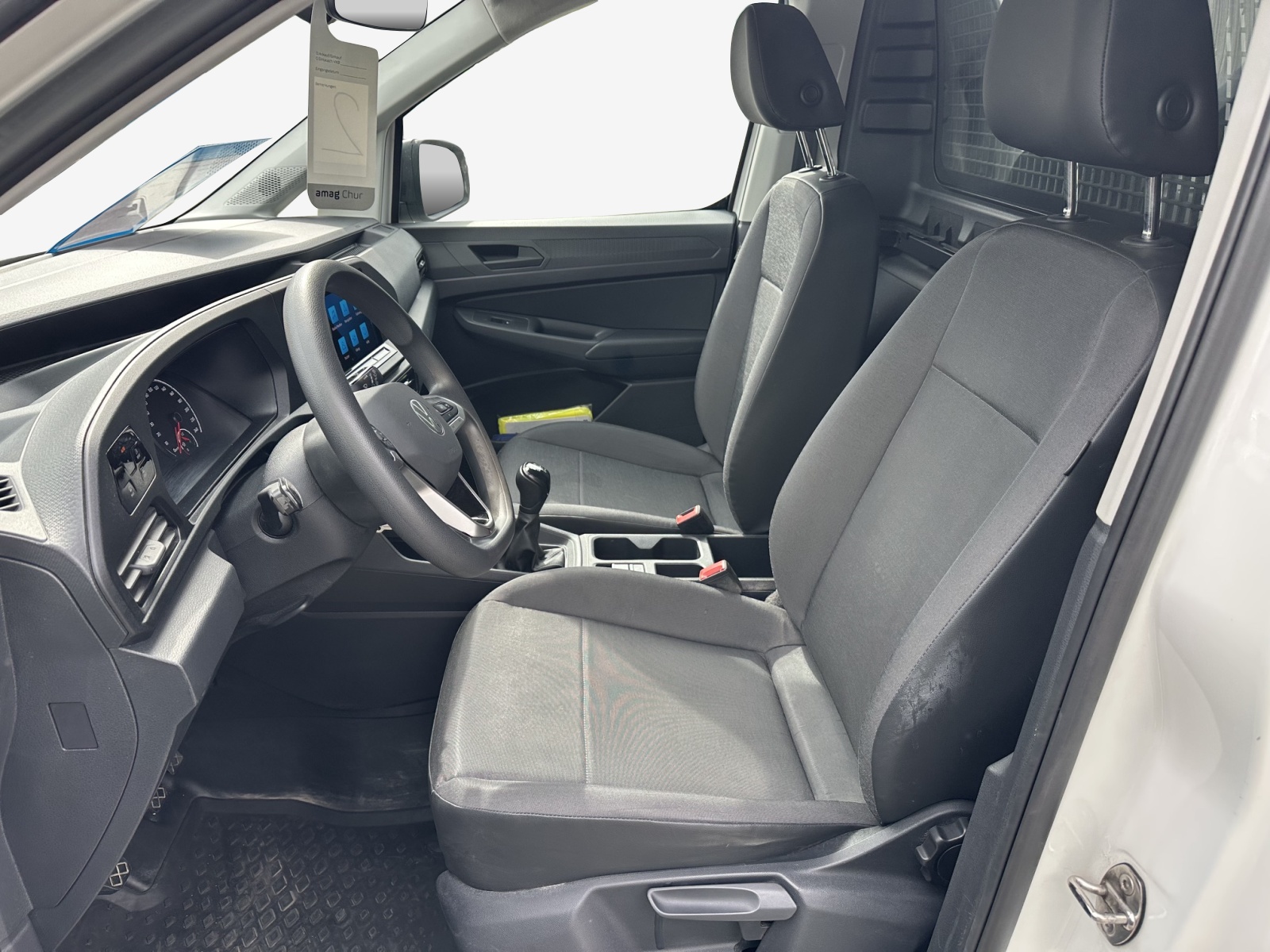 VW Caddy Cargo 2.0TDI 4Motion-image-7