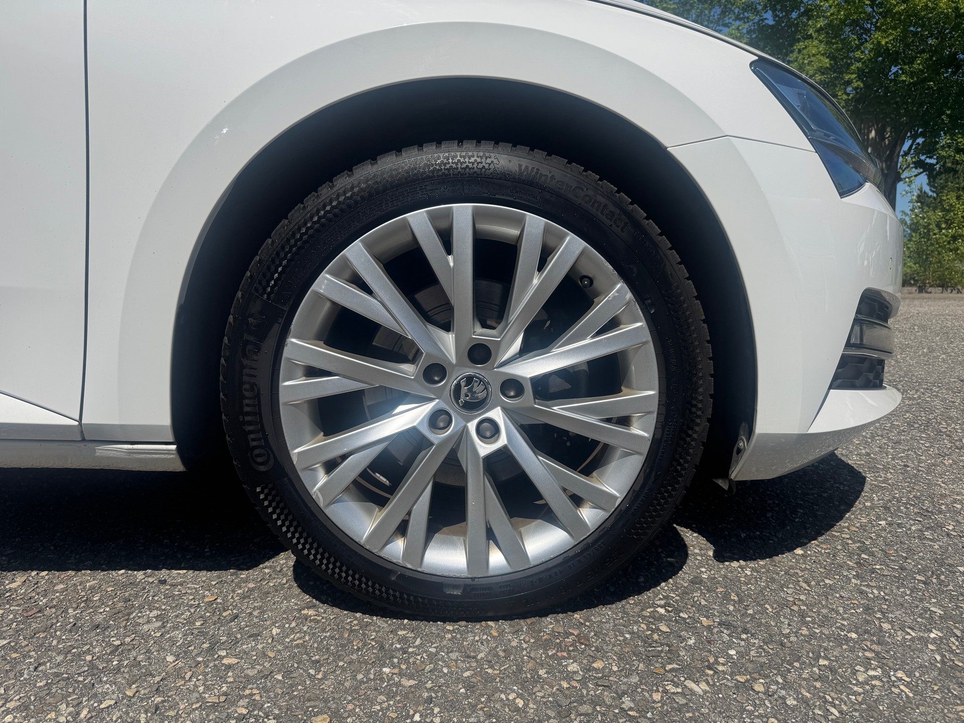 SKODA Superb Combi 2.0 TDi Style 4x4 DSG-image-7