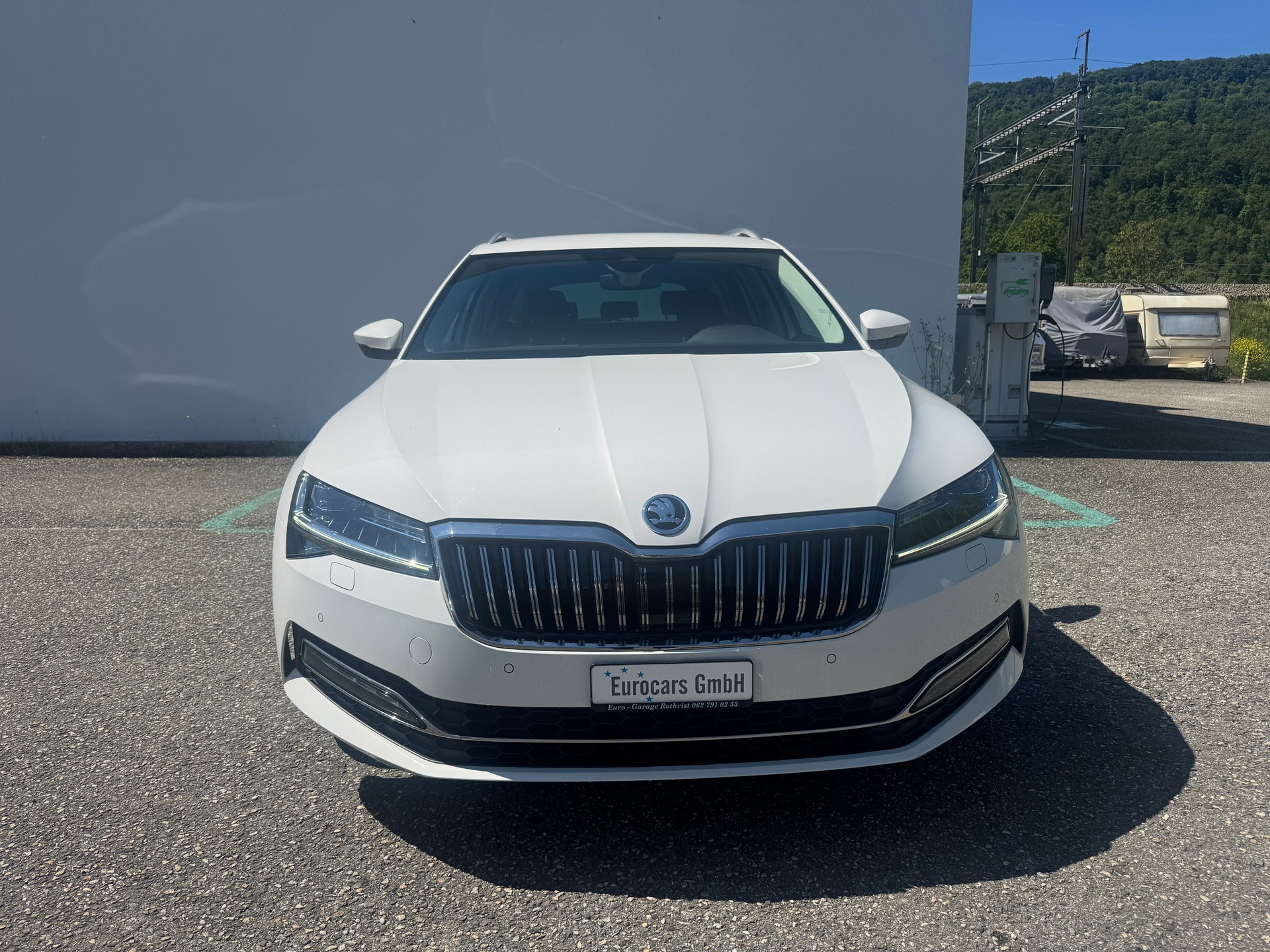 SKODA Superb Combi 2.0 TDi Style 4x4 DSG-image-1